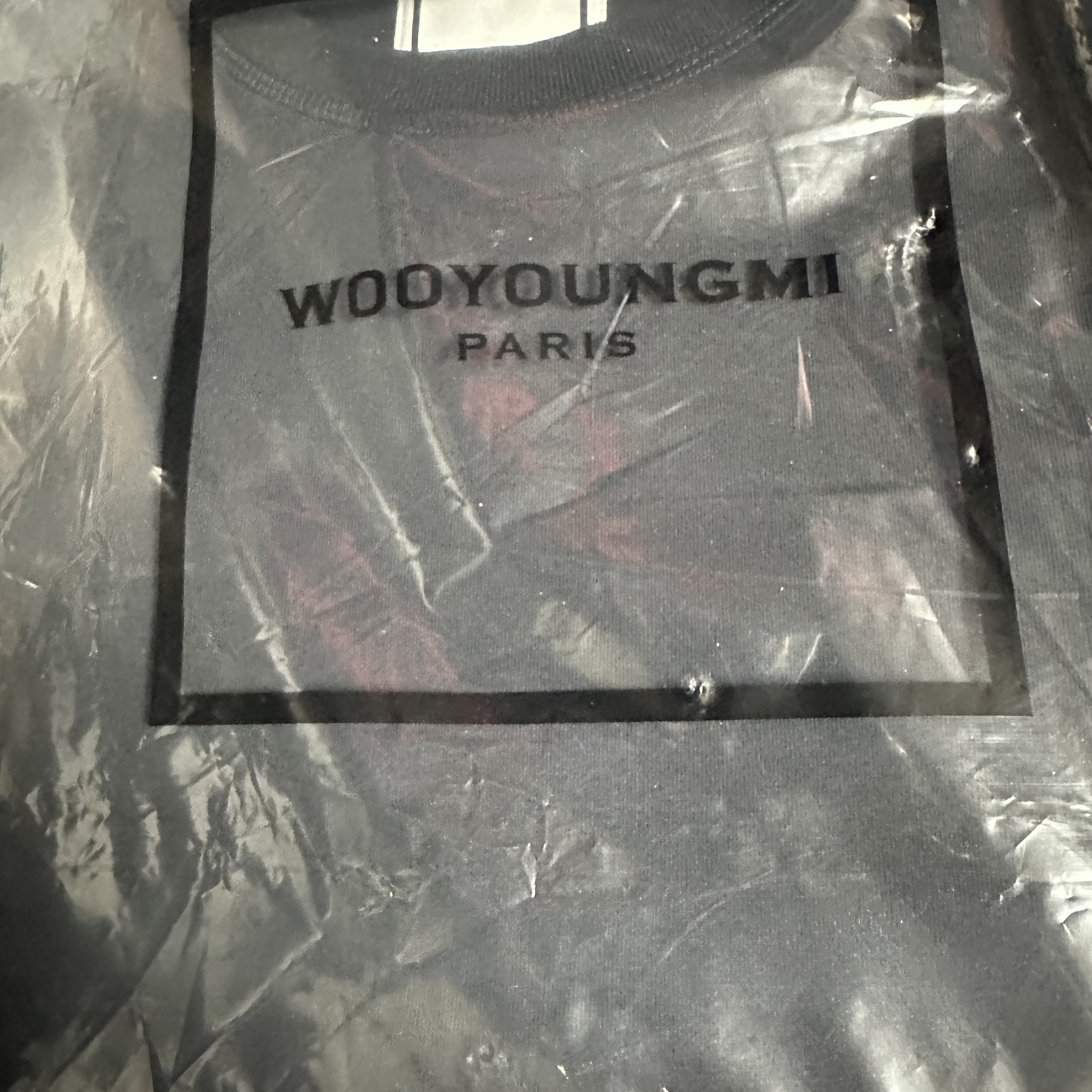 Wooyoungmi Black Back Logo T-Shirt White - 22FW, Wooyoungmi Cotton Long Sleeve Back Logo T-Shirt Black - 22FW 착용 스타일 - 2