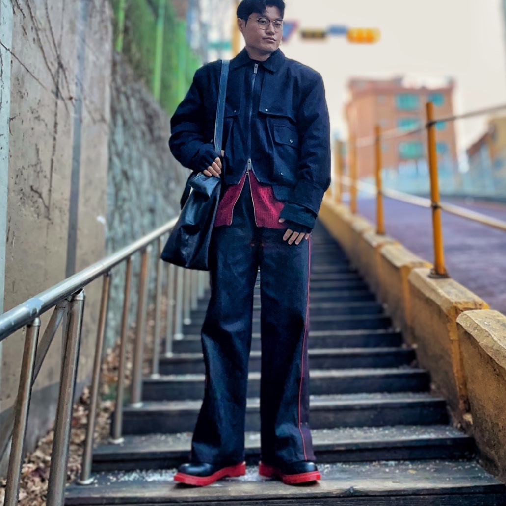 Dr. Martens x Clot 1461 Black Red 착용 스타일 - 1