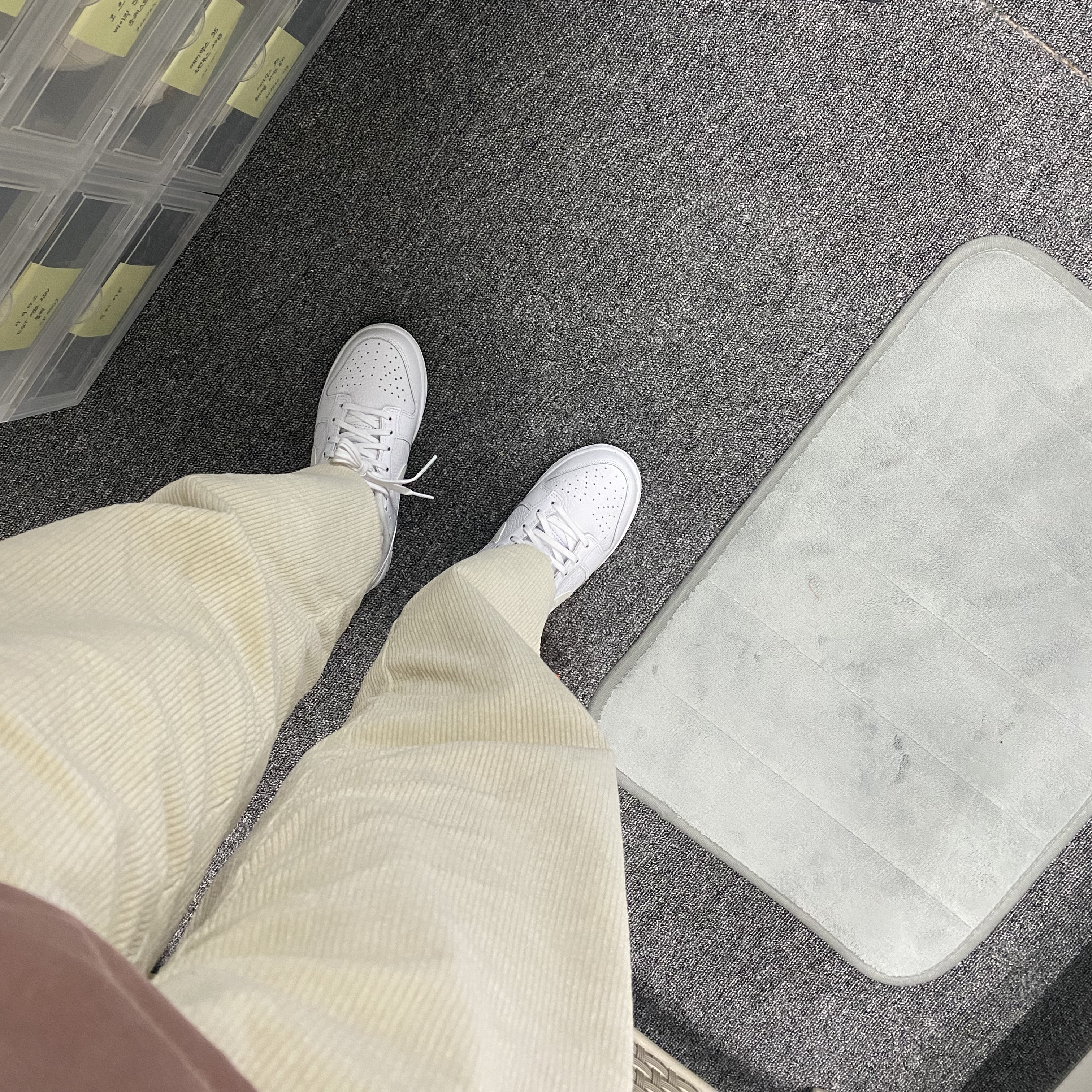 (W) Nike Dunk Low Valentine's Day White Optic Yellow 착용 스타일 - 3