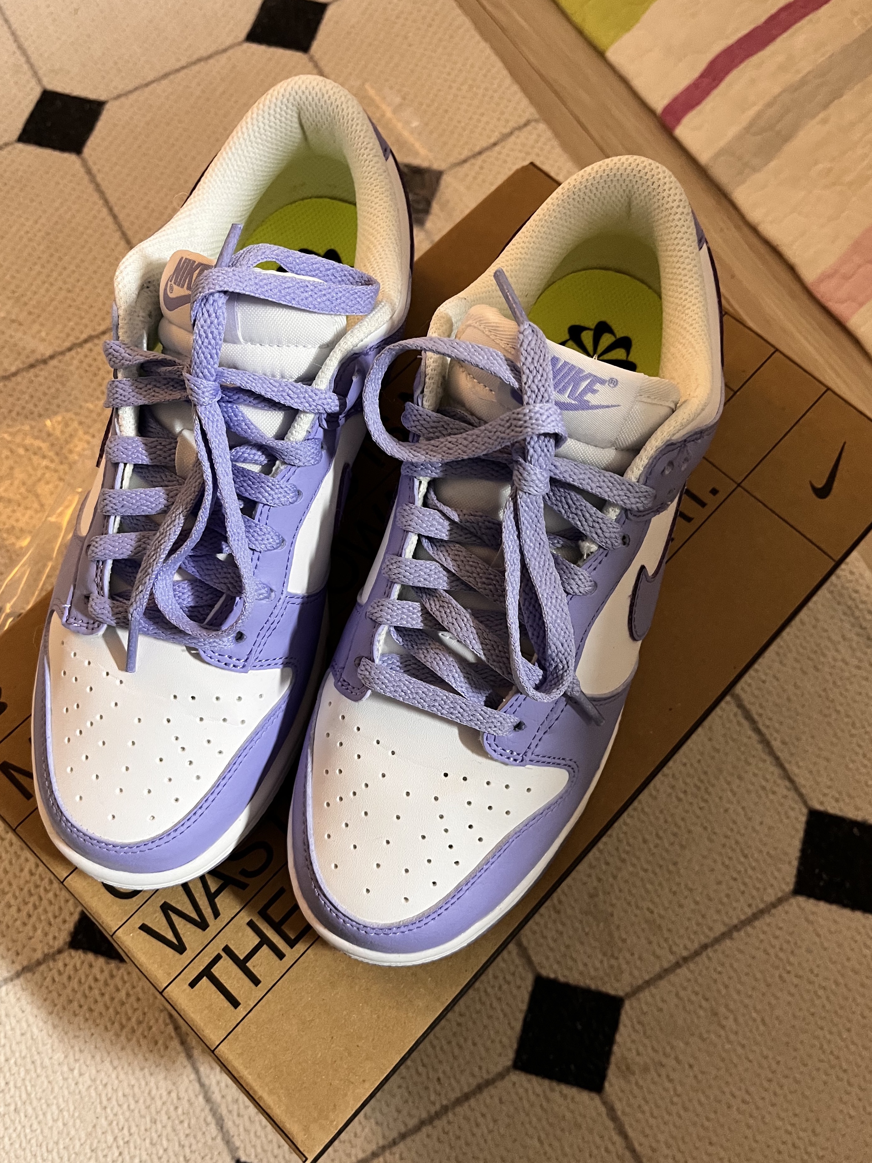(W) Nike Dunk Low Next Nature Lilac 착용 스타일 - 2