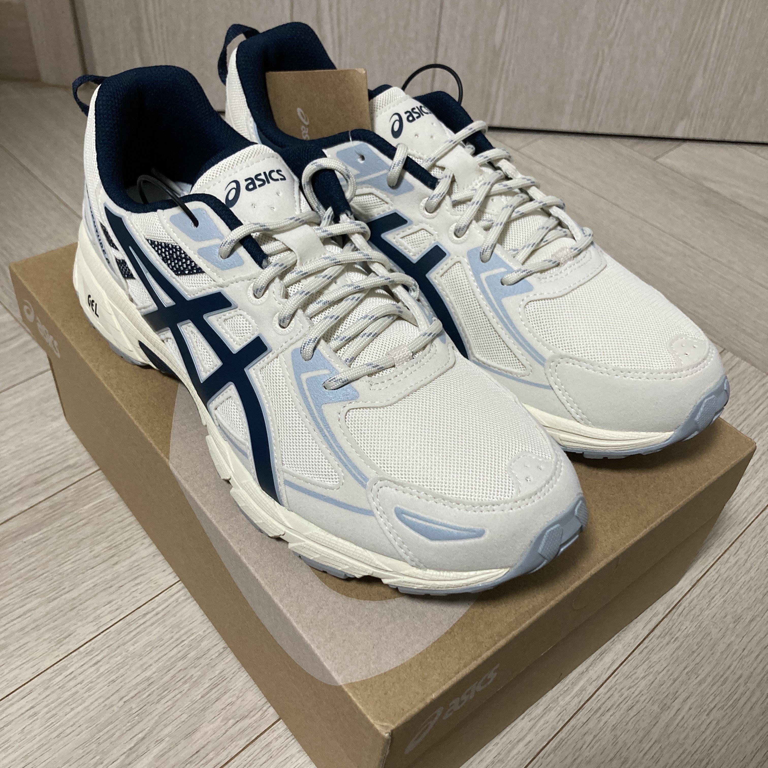 Asics Gel-Venture 6 SPS Birch French Blue 착용 스타일