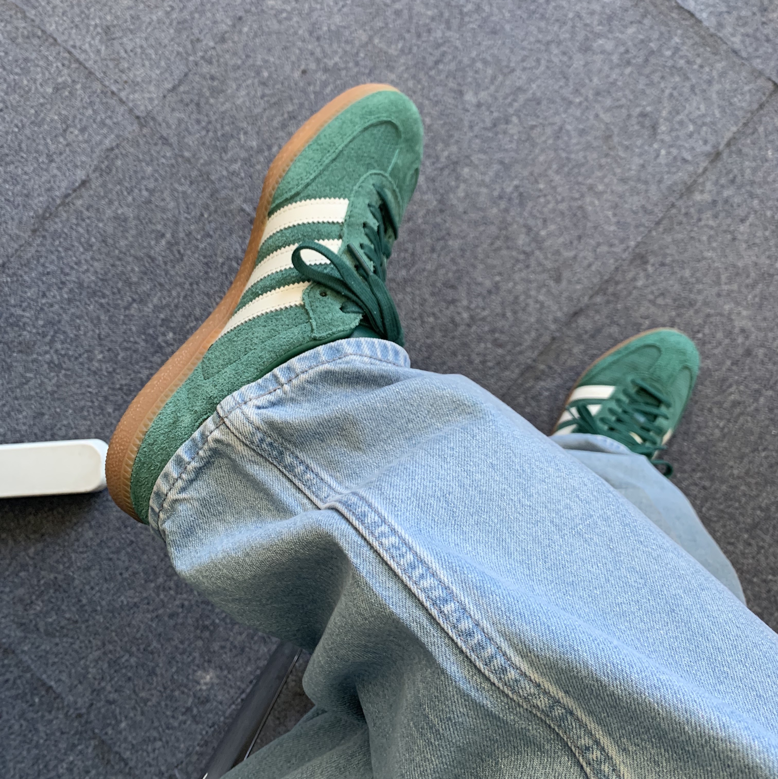 Adidas Samba OG Collegiate Green 착용 스타일