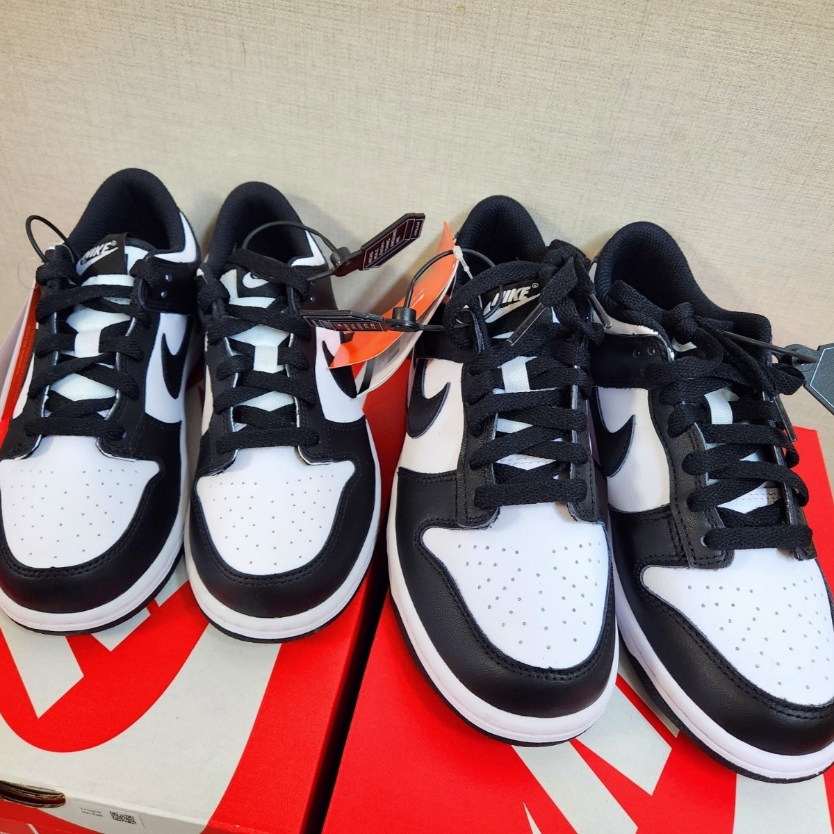 (GS) Nike Dunk Low Black 착용 스타일