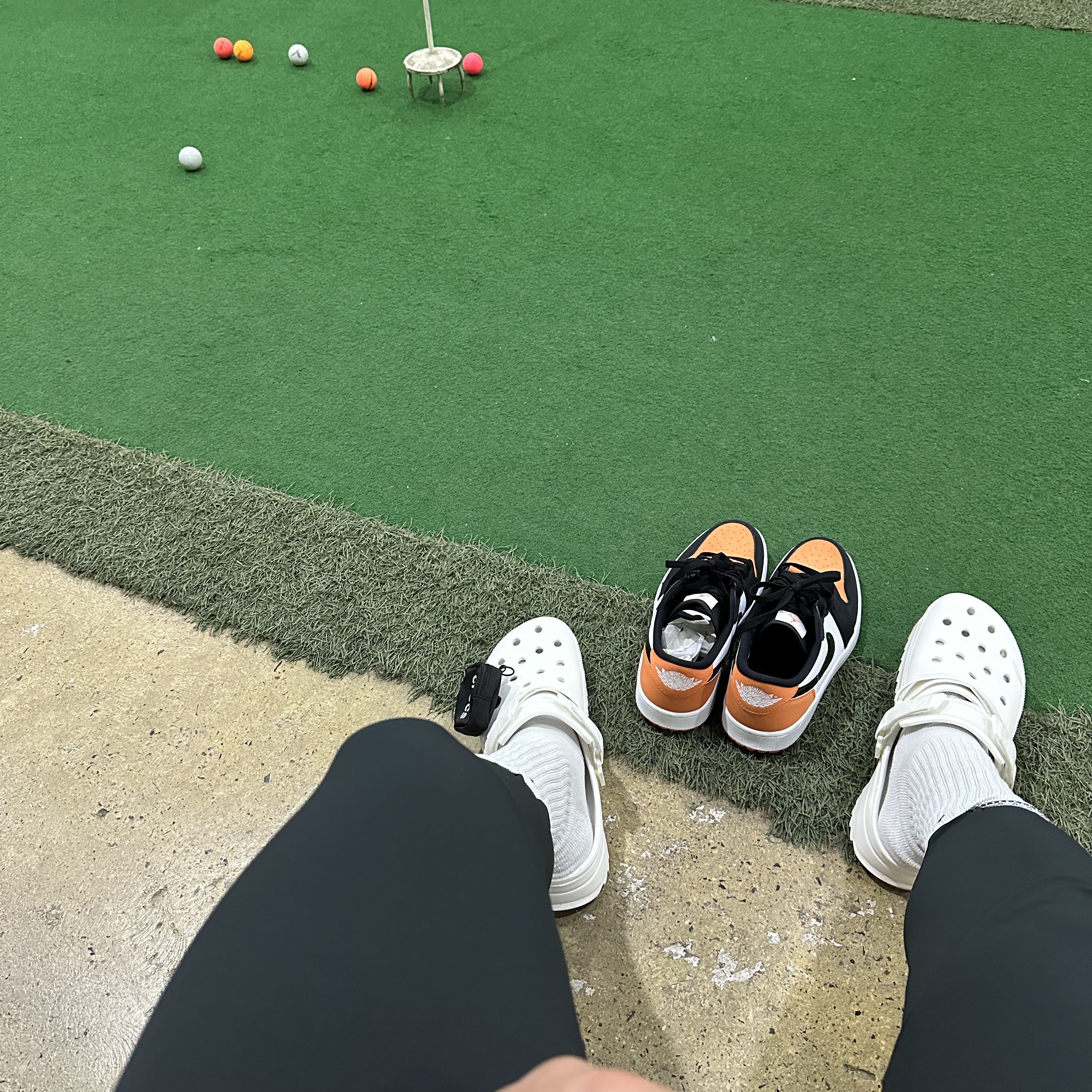 Jordan 1 Low Golf Starfish 착용 스타일