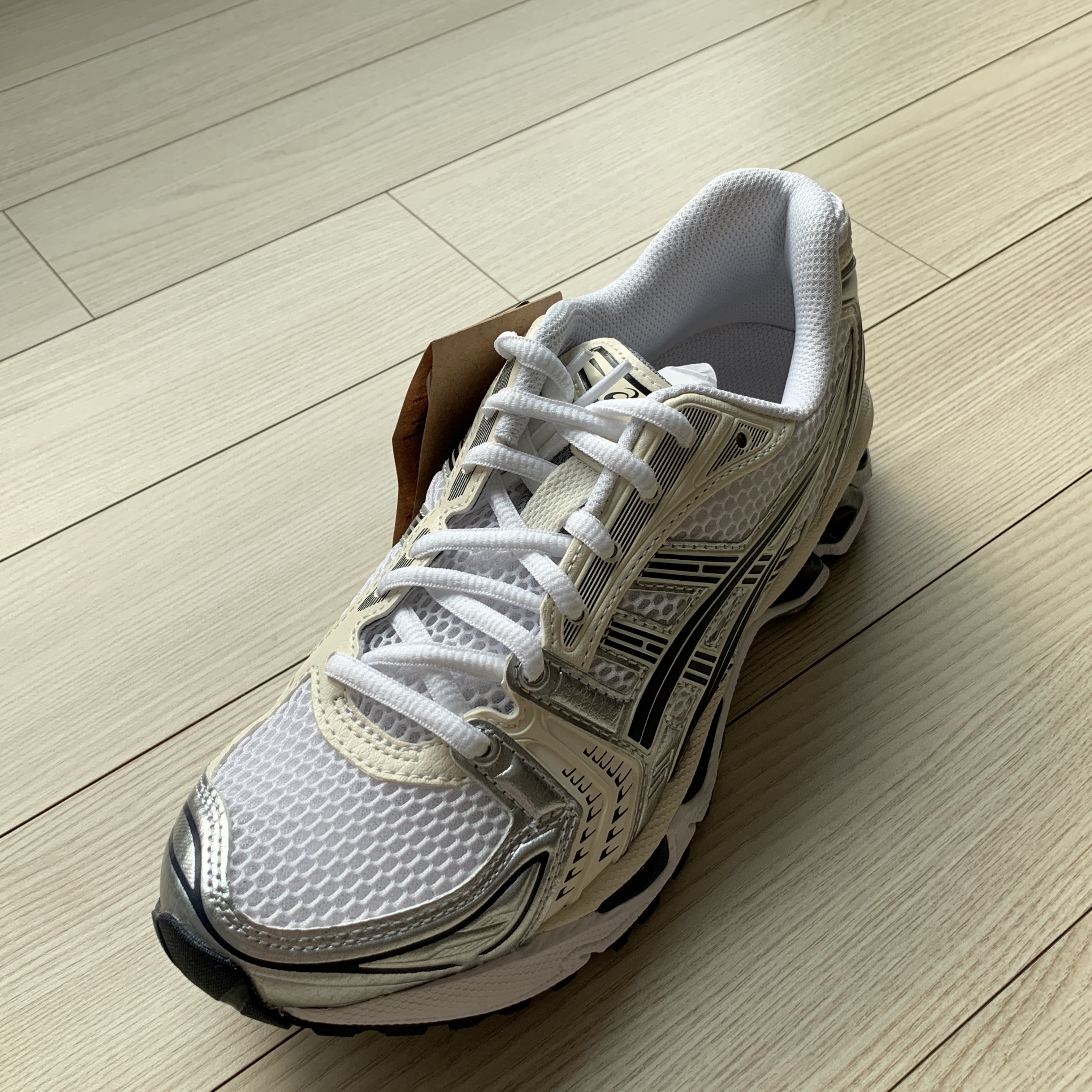 (W) Asics Gel-Kayano 14 White Midnight 착용 스타일 - 2