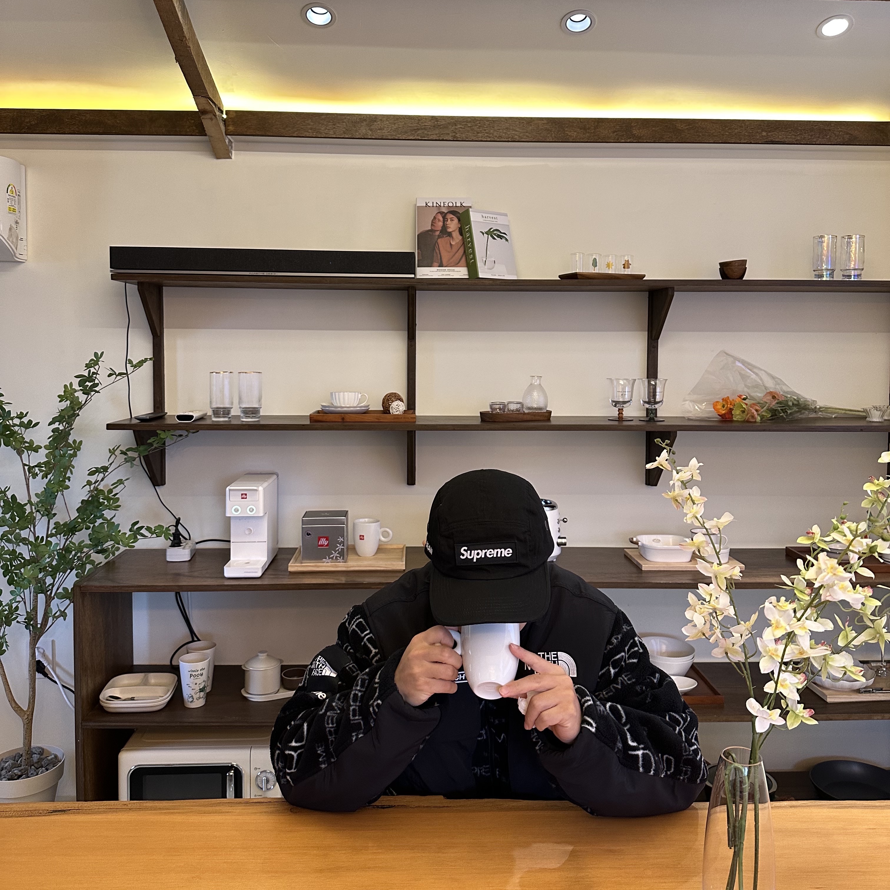 Supreme x The North Face Steep Tech Fleece Jacket Black - 21FW, Supreme Military Camp Cap Black - 22FW 착용 스타일
