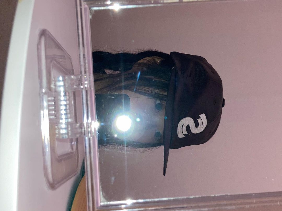 [KREAM 단독] Safarispot Emblem Patch Cap Black 착용 스타일