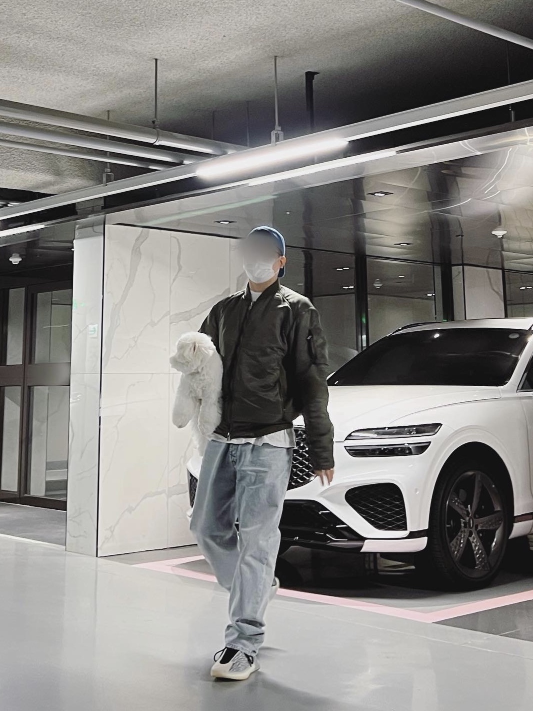 Adidas Yeezy QNTM Lifestyle 착용 스타일 - 3