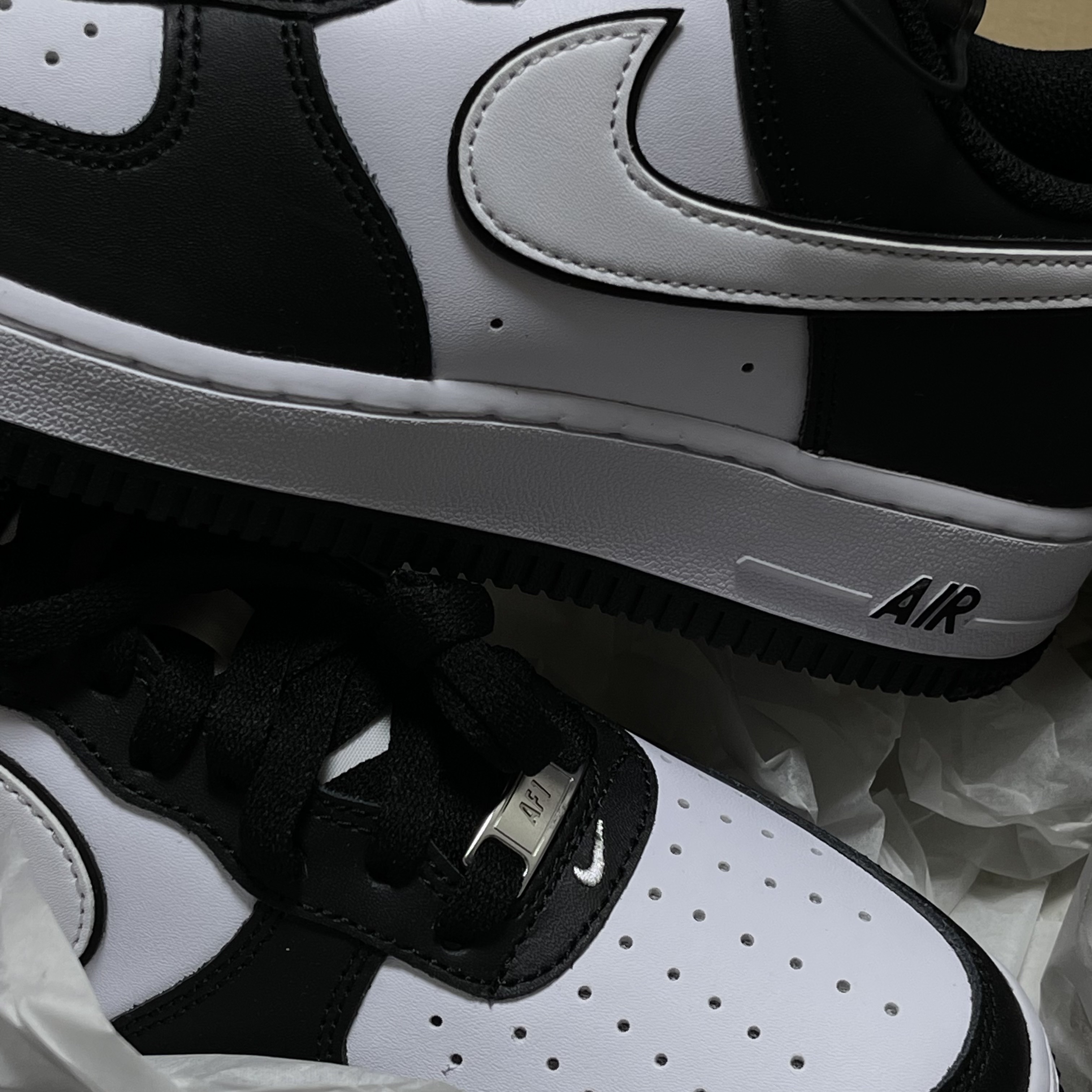 Nike Air Force 1 '07 Black White 착용 스타일