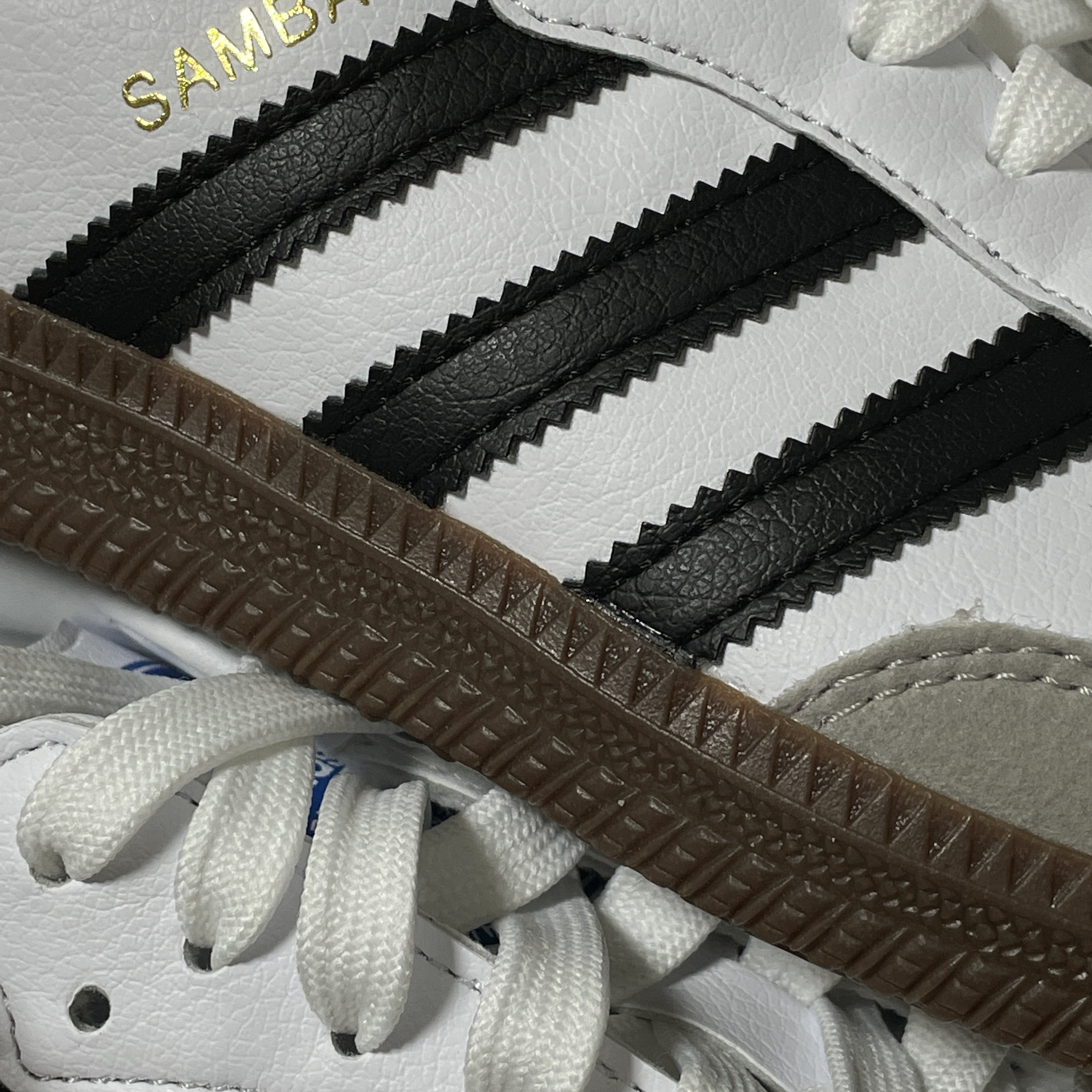 Adidas Samba Vegan White Black 착용 스타일