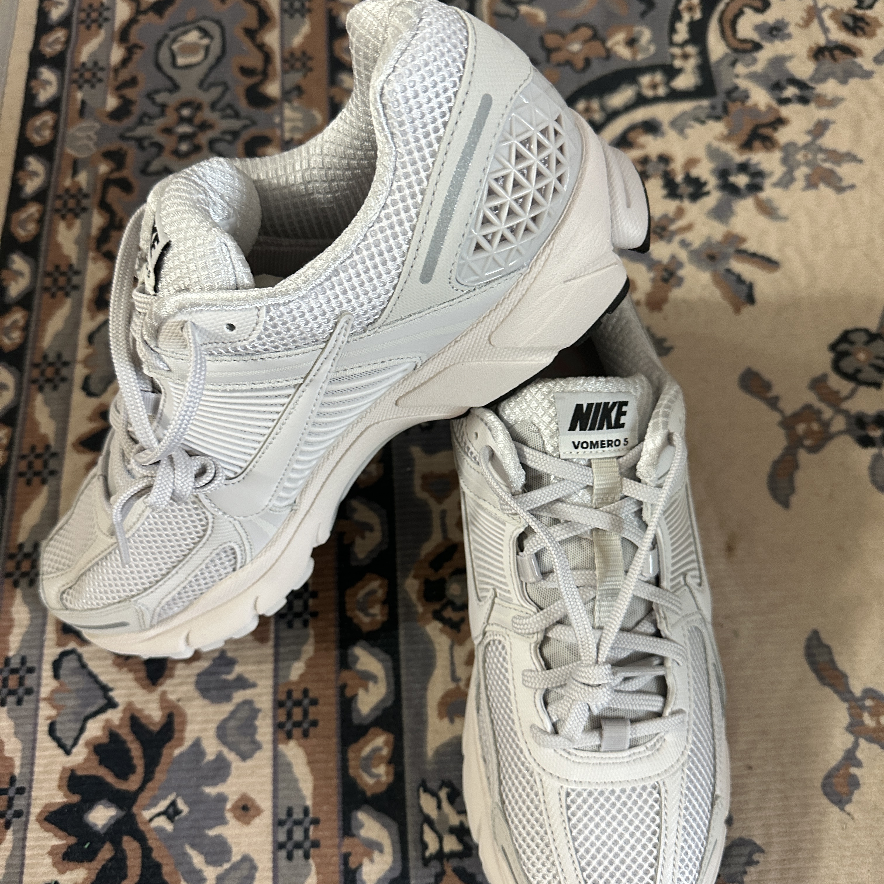 Nike Zoom Vomero 5 SP Vast Grey 2023 착용 스타일 - 3