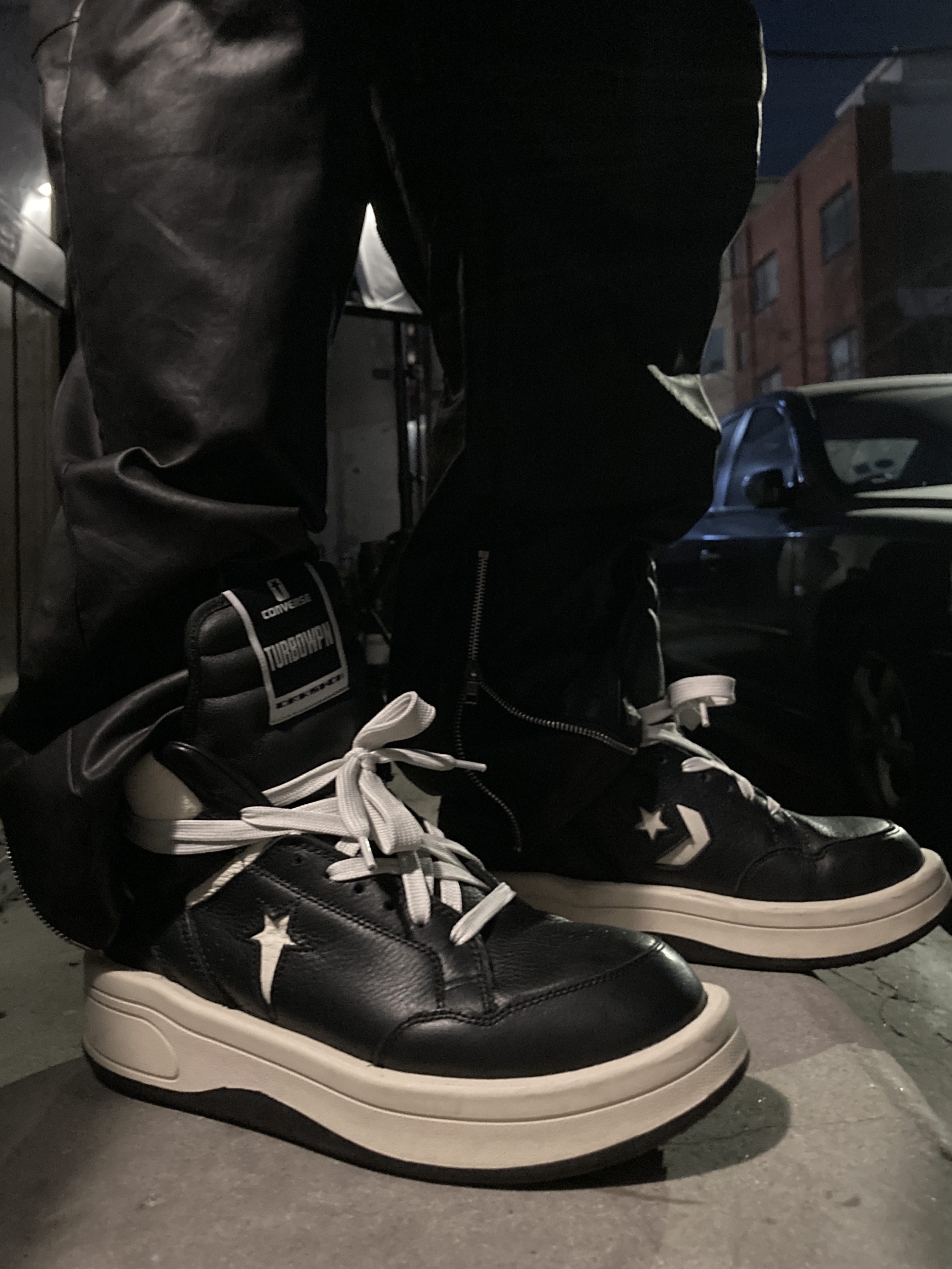 Converse x Drkshdw Turbowpn Black Cream 착용 스타일 - 1