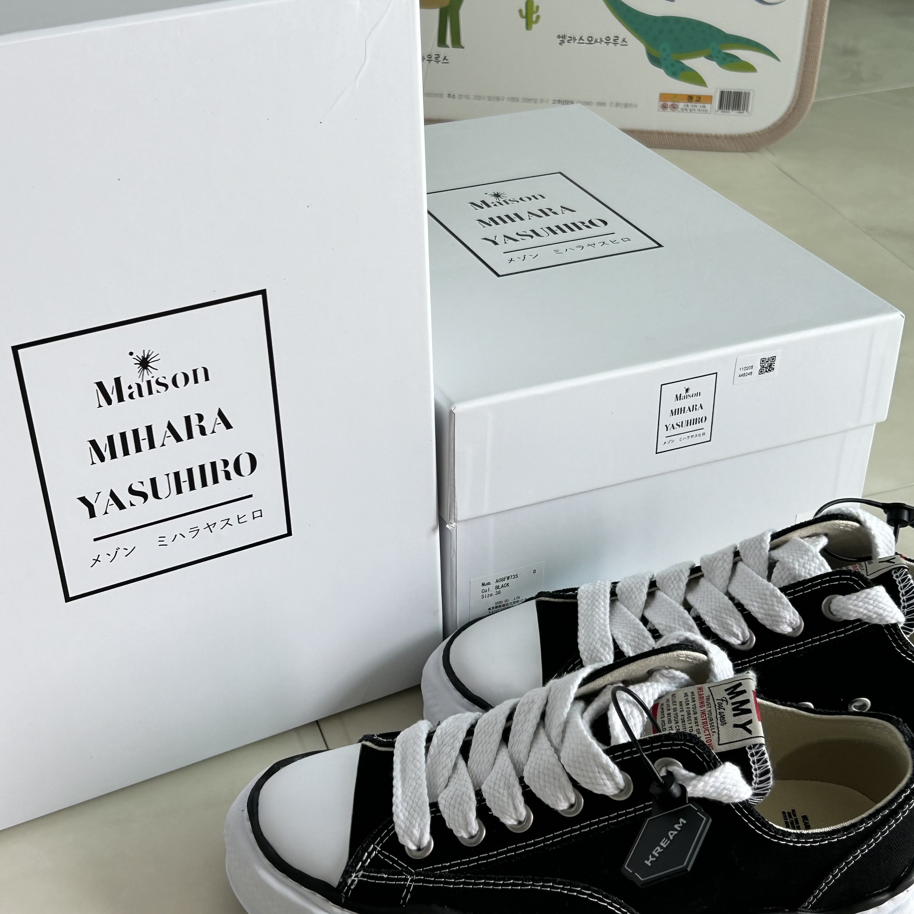 Maison Mihara Yasuhiro Peterson OG Sole Canvas Low Sneakers Black 착용 스타일