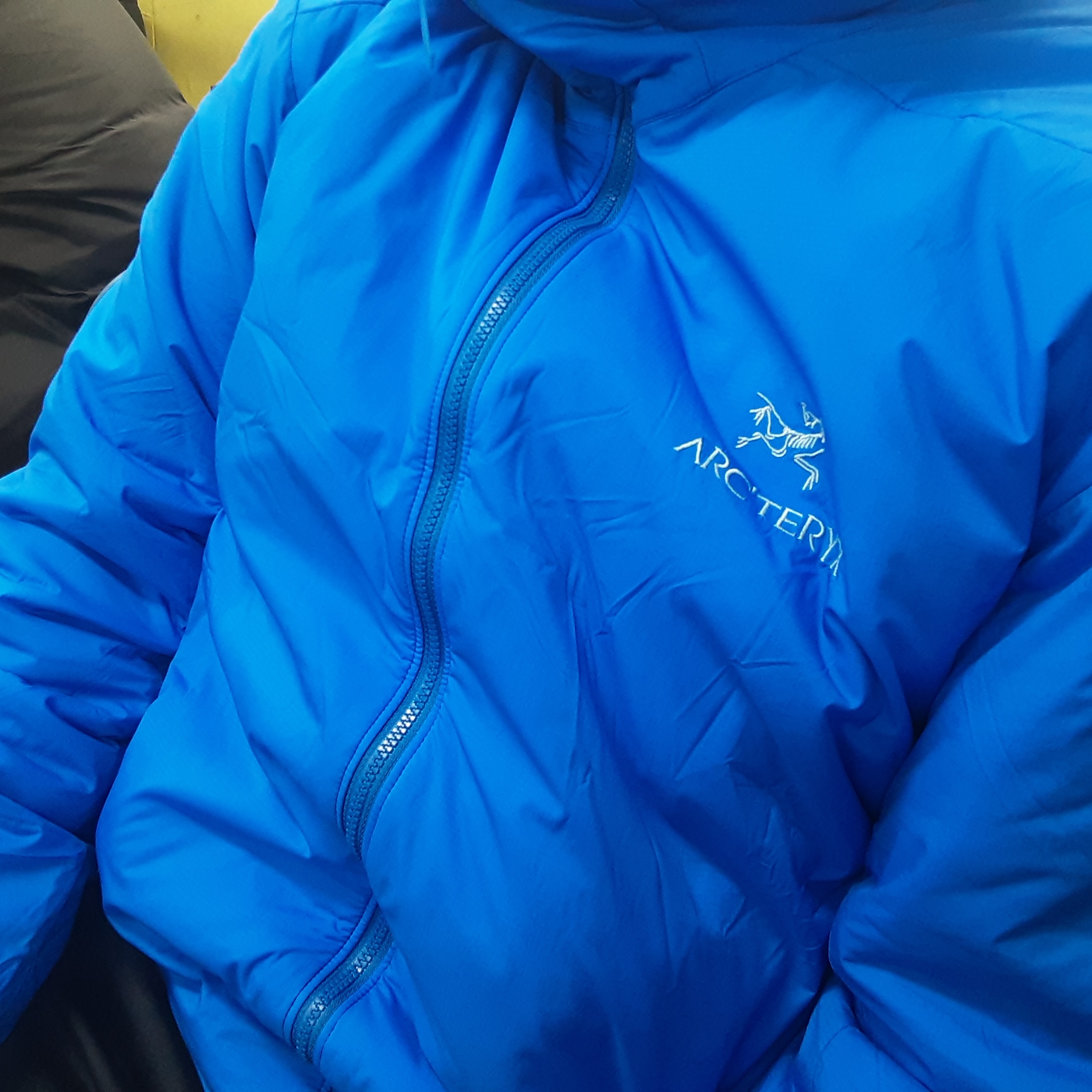 Arc'teryx Atom LT Hoody Fluidity 착용 스타일 - 2