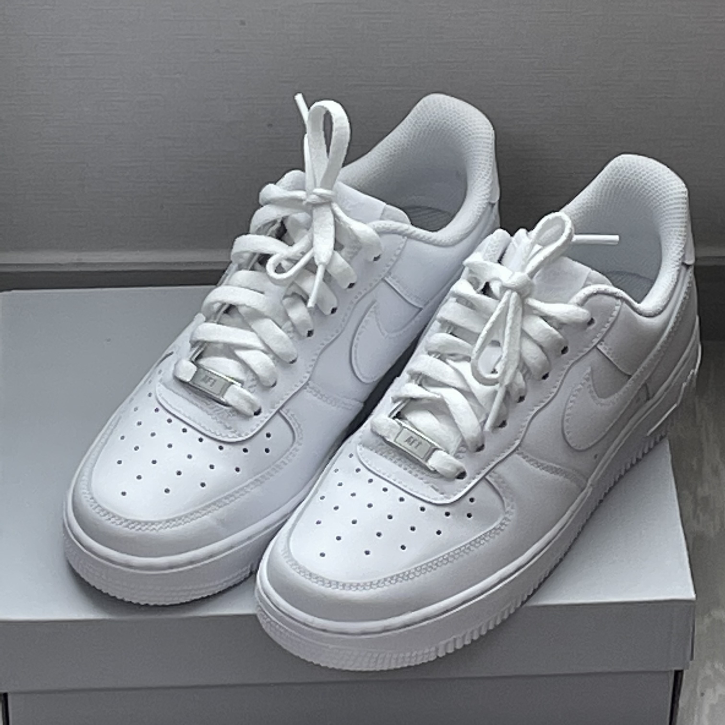(W) Nike Air Force 1 '07 Low White 착용 스타일 - 3