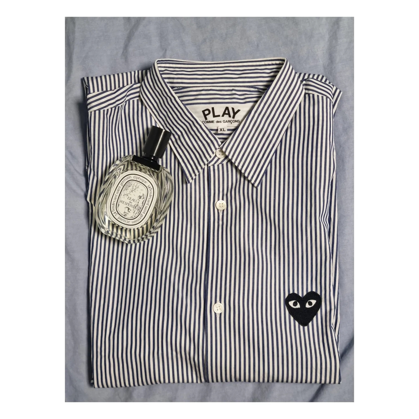 Play Comme des Garcons Striped Black Heart Shirt Blue 착용 스타일 - 5