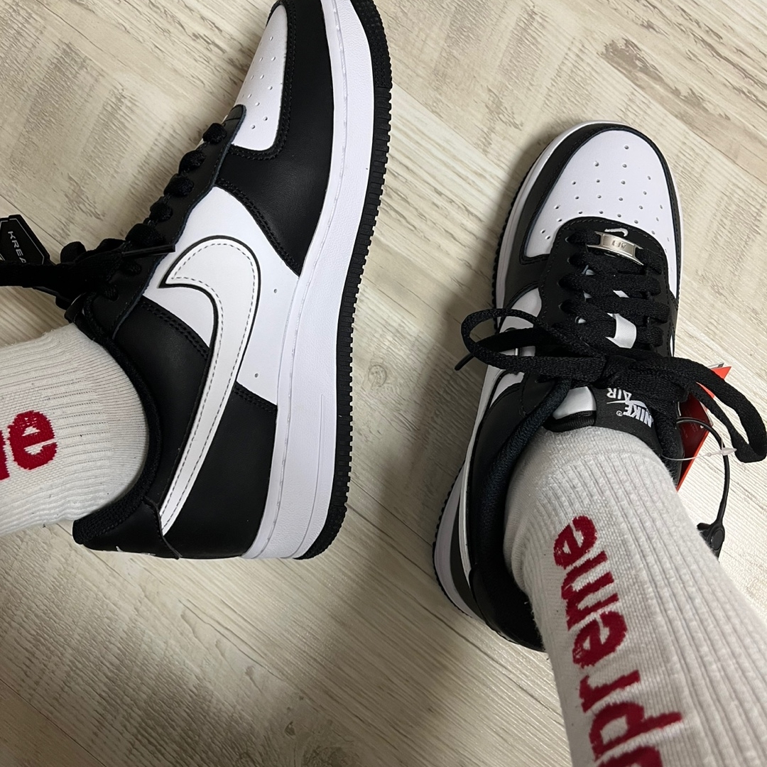 Nike Air Force 1 '07 Black White 착용 스타일