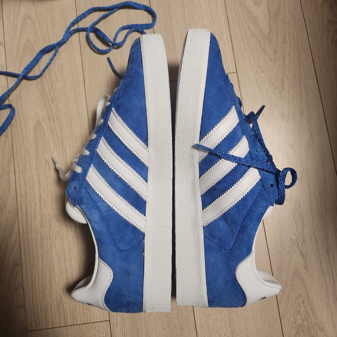 Adidas Gazelle 85 Blue Bird 착용 스타일 - 3