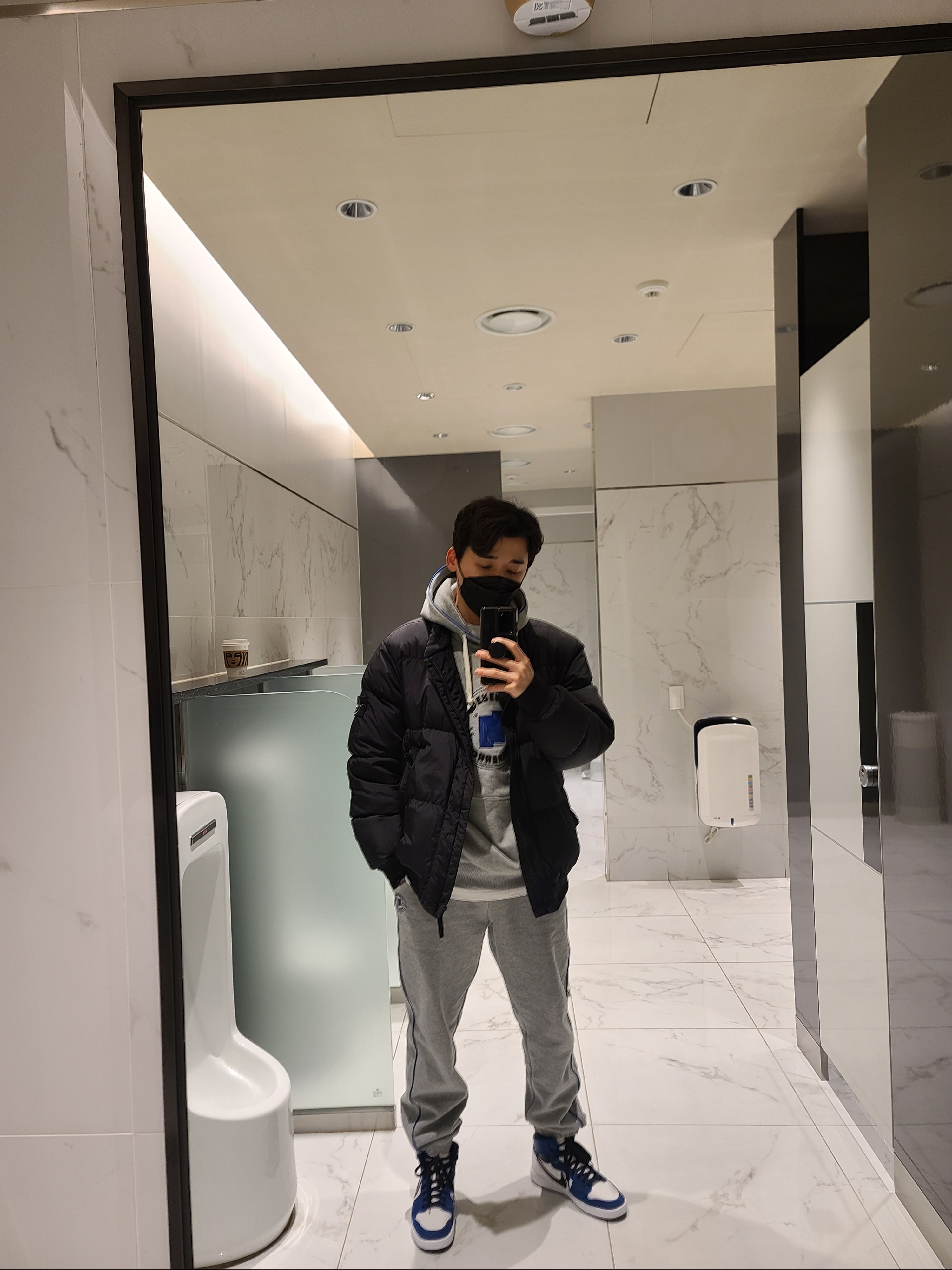 Converse x Ader Error Shapes Pullover Hoodie Vintage Grey Heather, Jordan 1 KO Storm Blue 착용 스타일