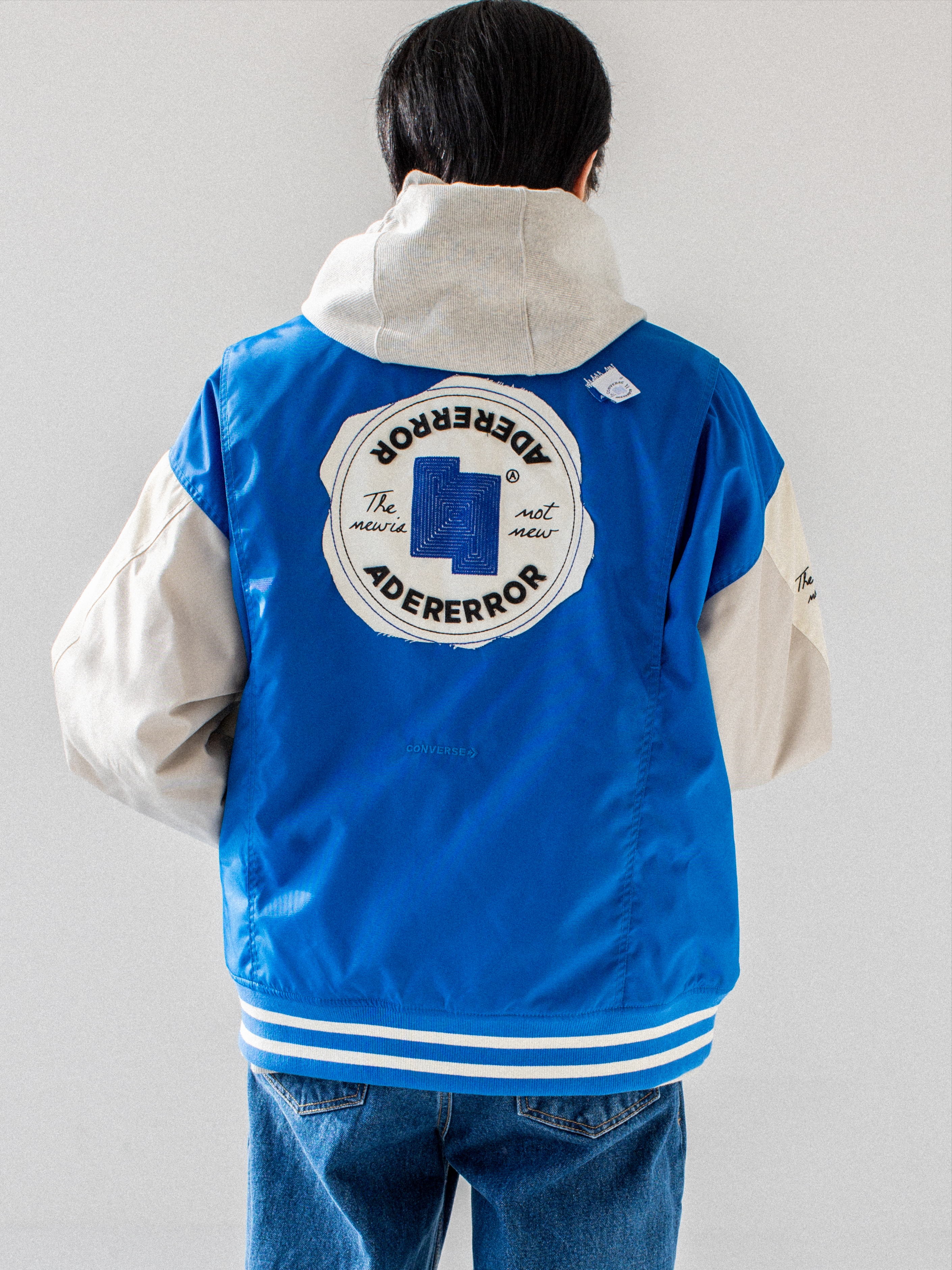 Converse x Ader Error Shapes Varsity Jacket Cobalt, Ader Error Pollon Jeans Blue 착용 스타일 - 3
