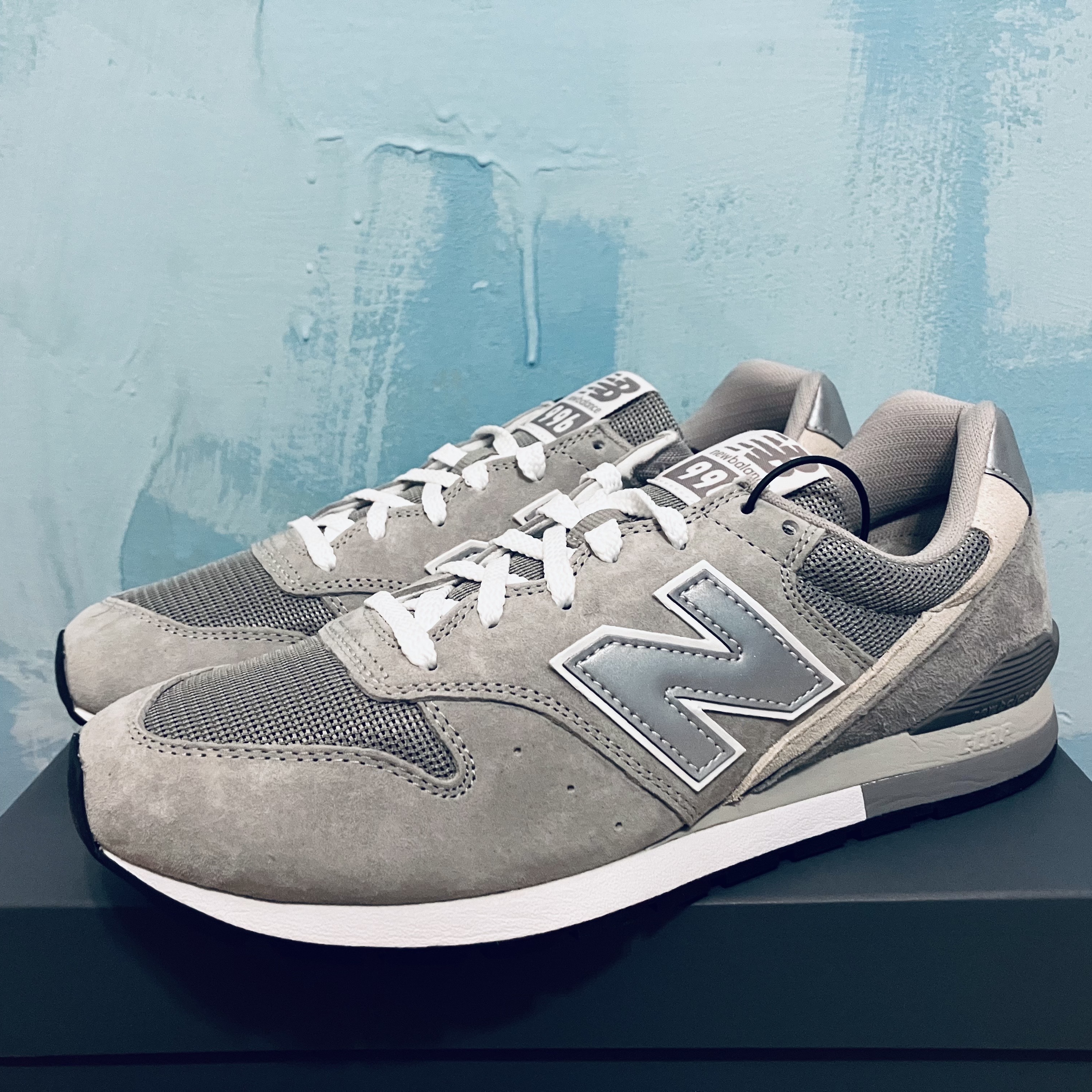 New Balance 996 Grey 착용 스타일