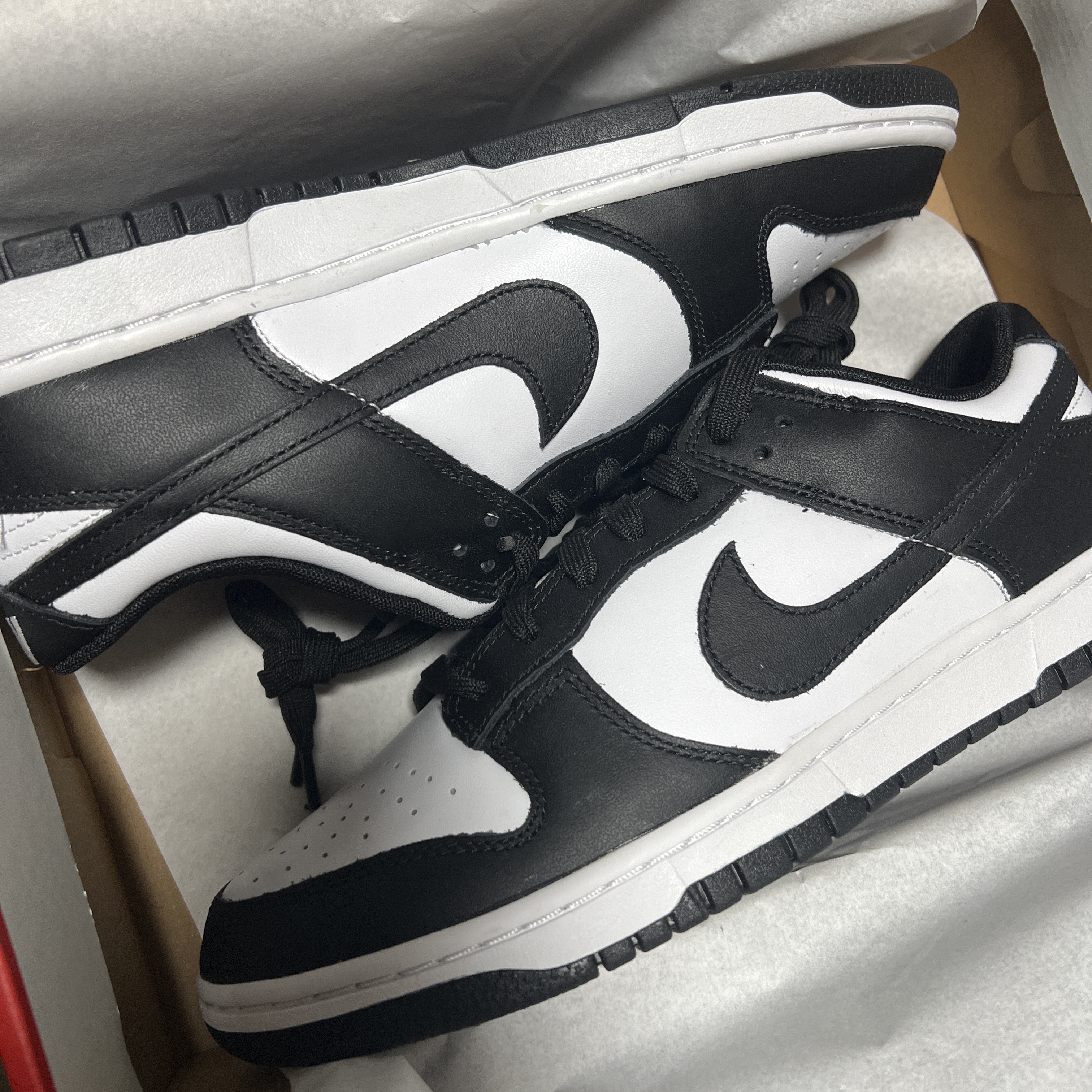 Nike Dunk Low Retro Black 착용 스타일