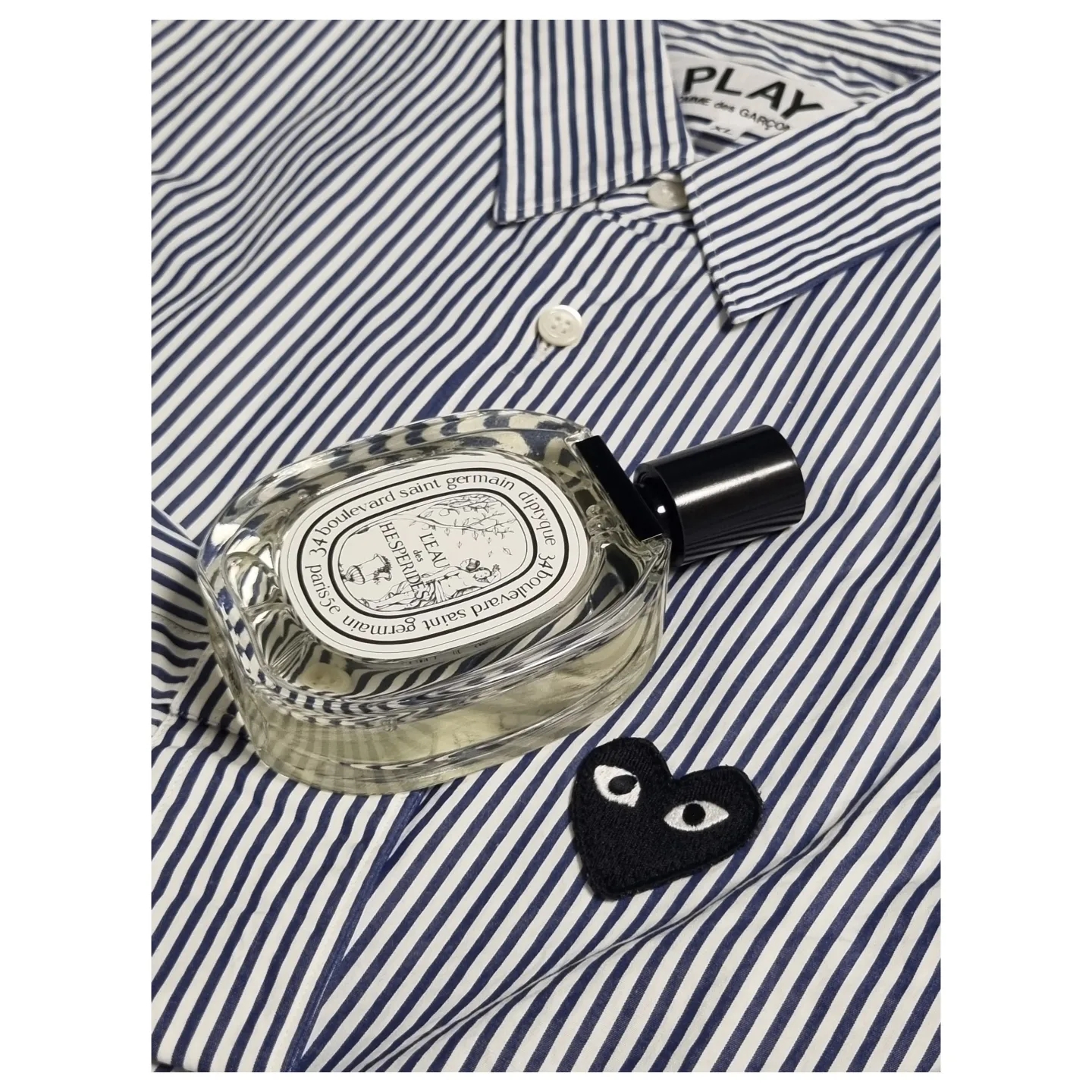 Play Comme des Garcons Striped Black Heart Shirt Blue 착용 스타일 - 2