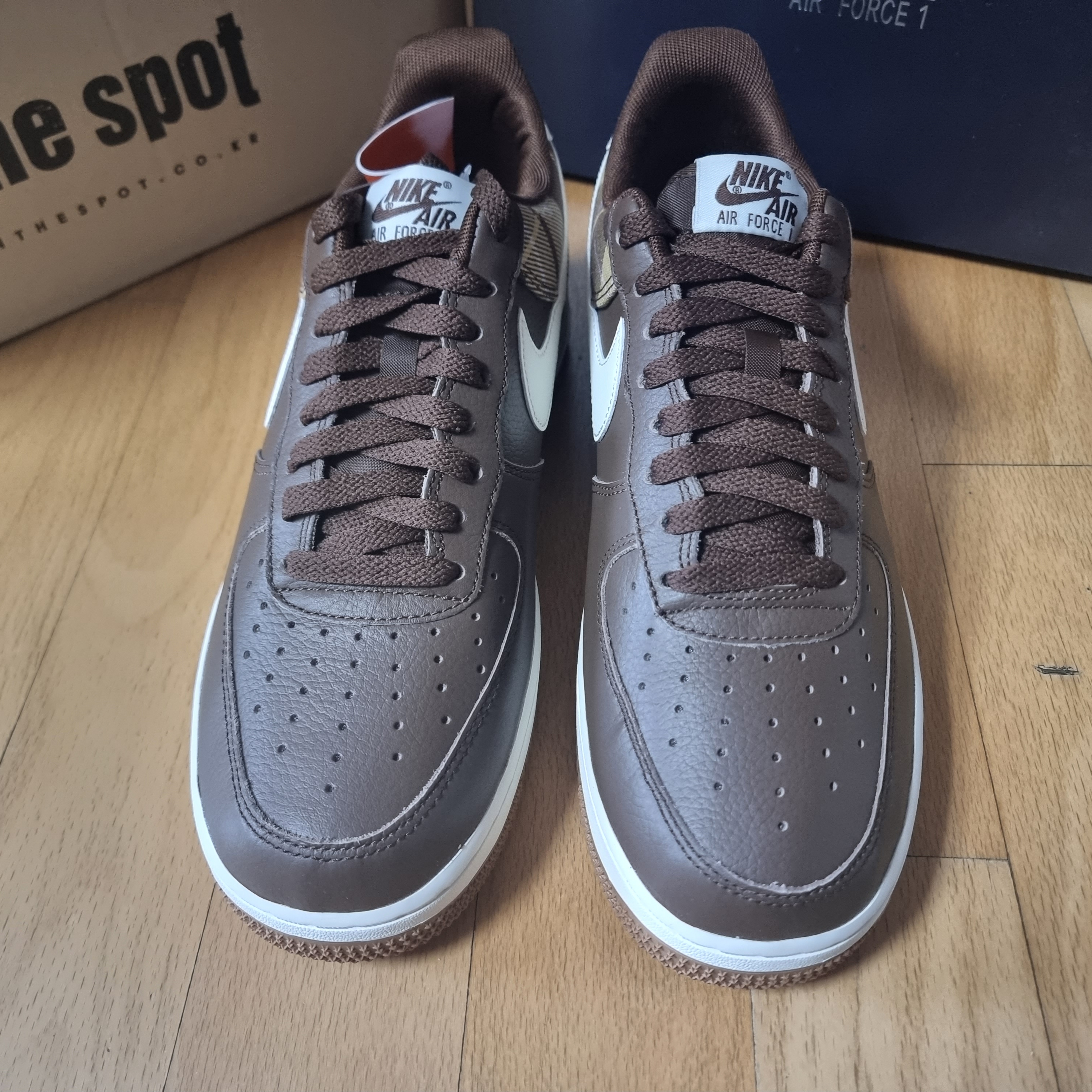 Nike Air Force 1 '07 LX Cacao Wow 착용 스타일 - 3