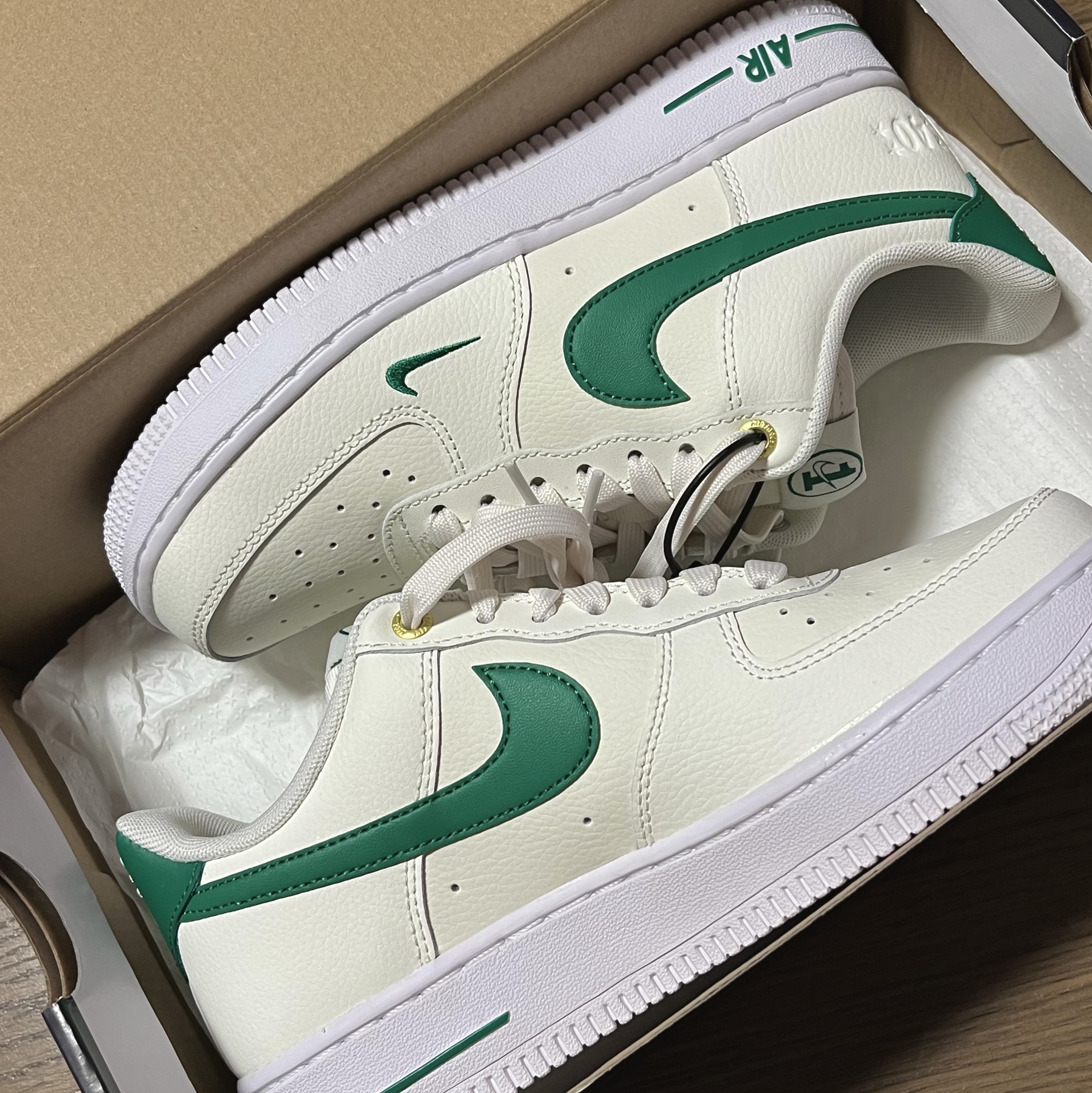 (W) Nike Air Force 1 '07 SE 40th Anniversary Join Forces Sail Malachite 착용 스타일