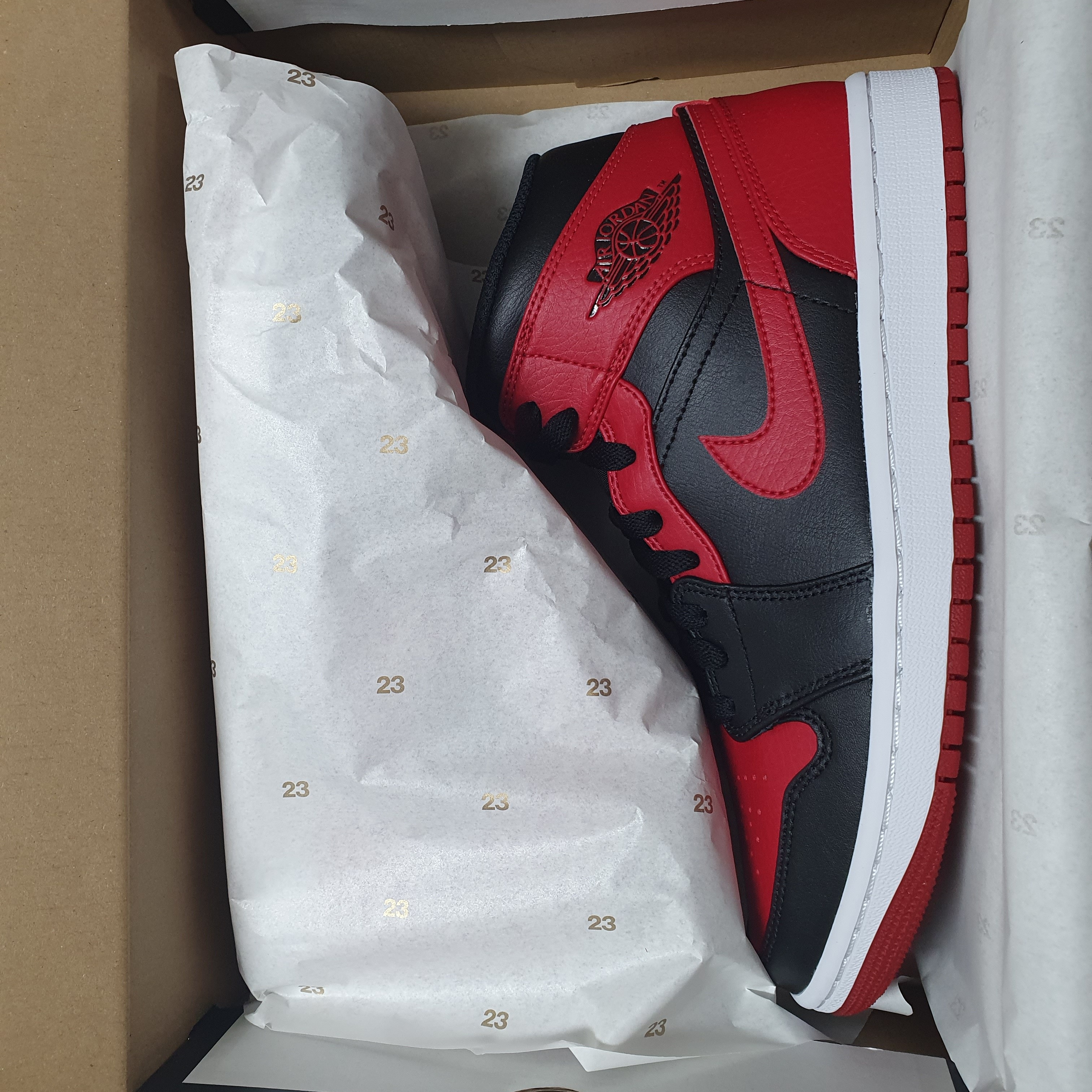 Jordan 5 Retro Fire Red 2013, Jordan 1 Retro High OG Bred 2013 착용 스타일 - 2