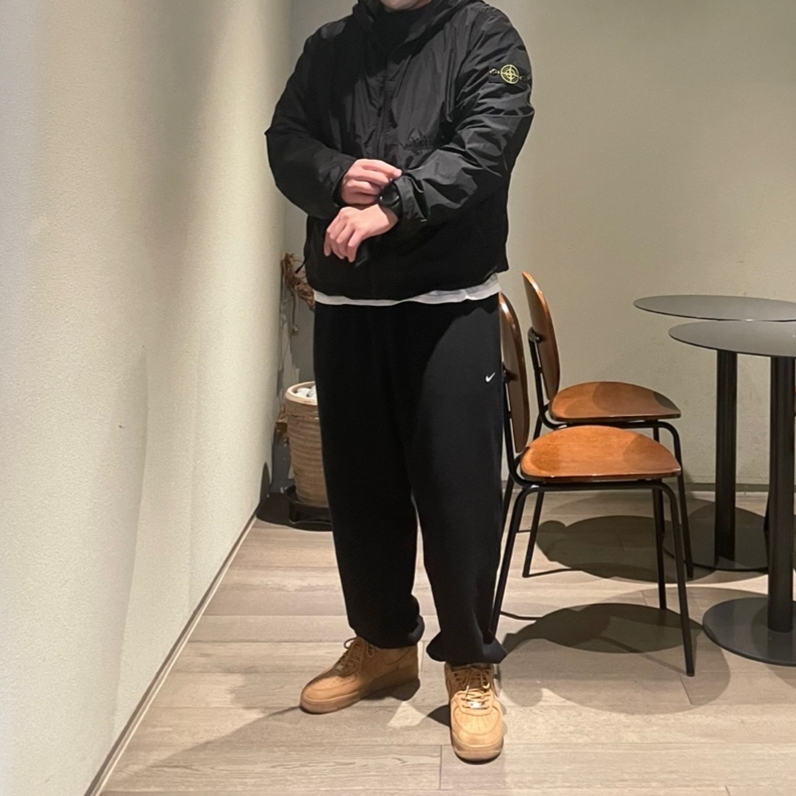 Stone Island 40522 Crinkle Reps Nylon Garment Dyed Hooded Jacket Black - 23SS, Nike x Supreme Air Force 1 Low Flax 착용 스타일