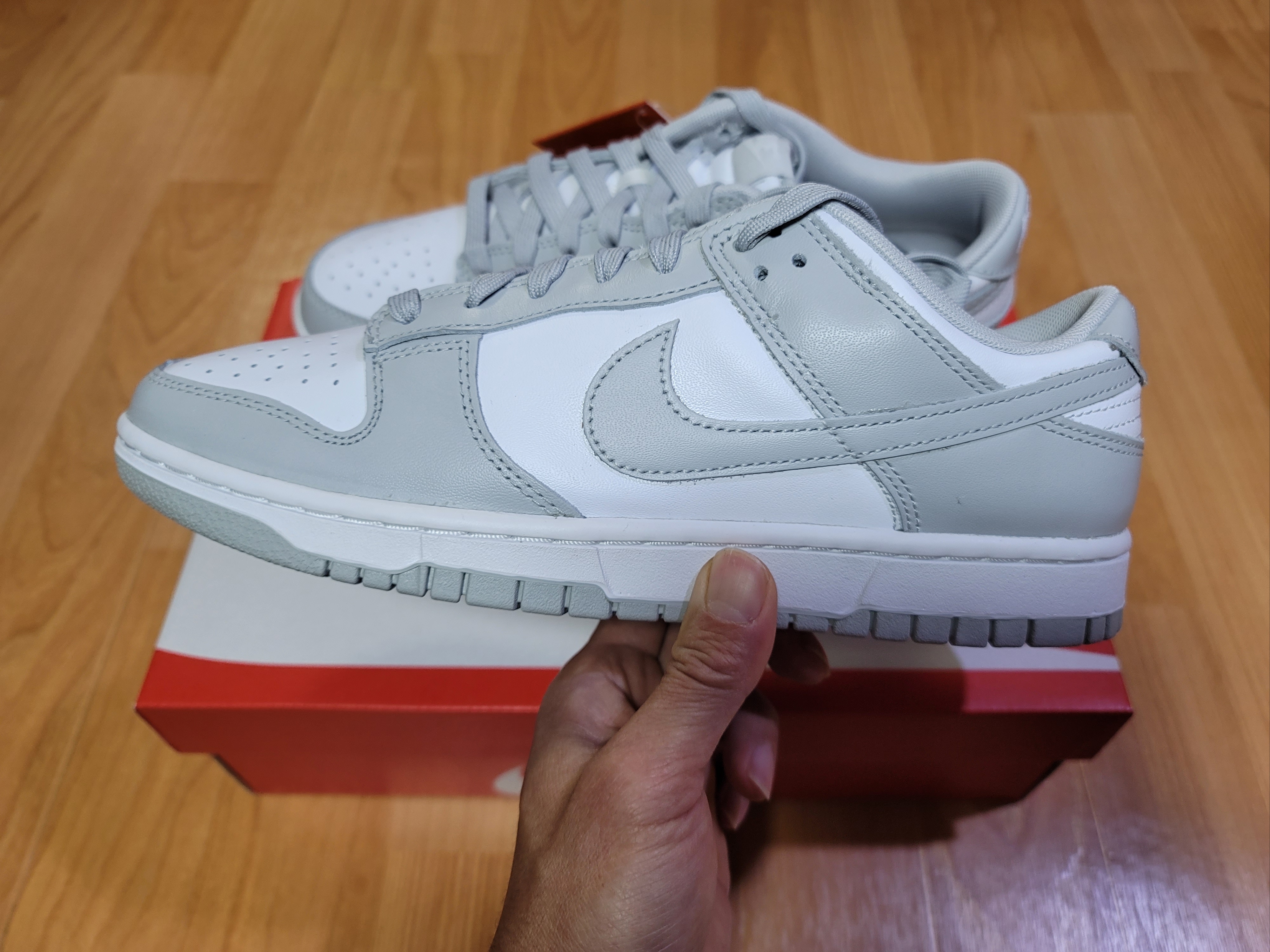 Nike Dunk Low Retro Grey Fog 착용 스타일 - 1