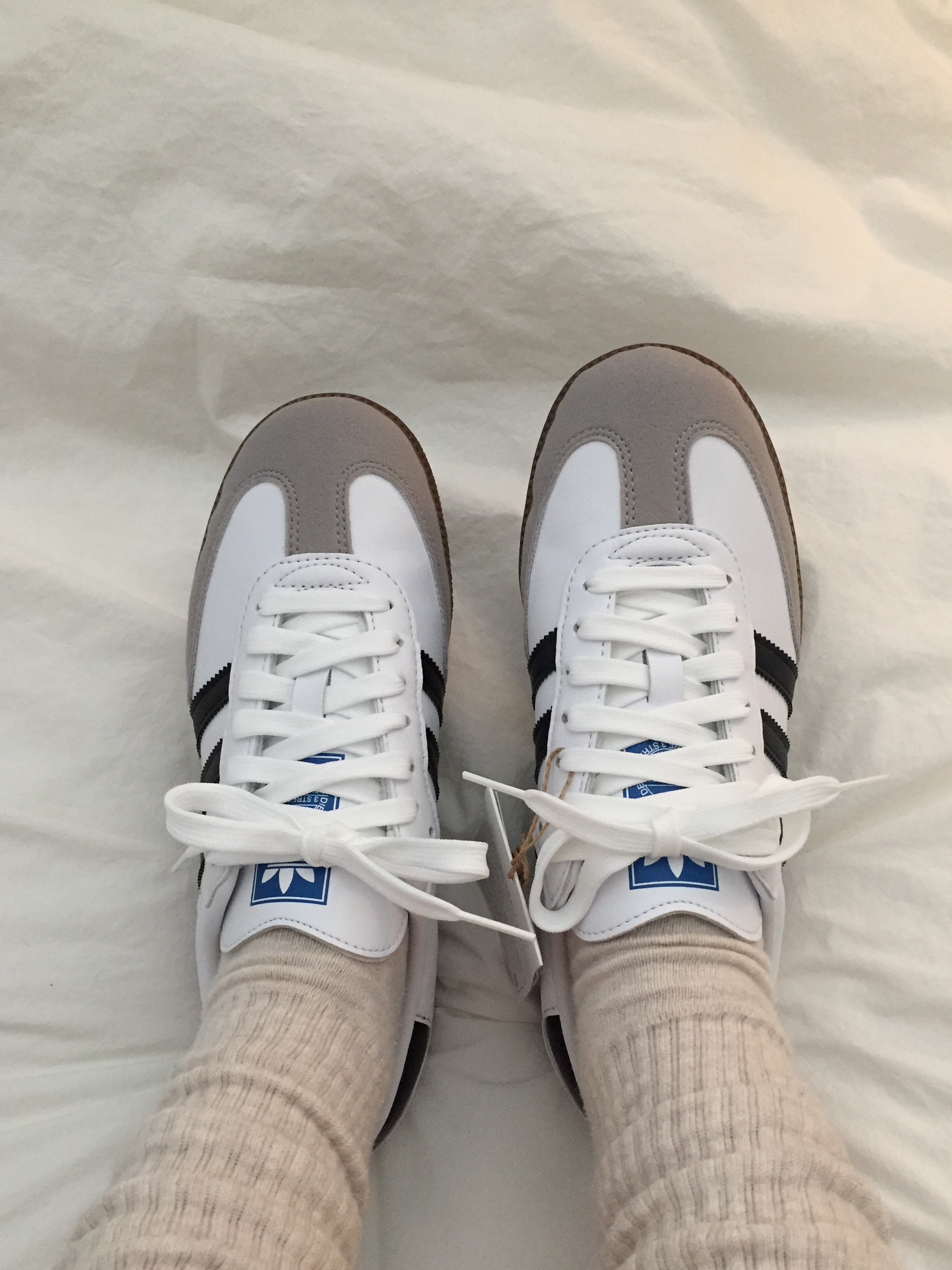 Adidas Samba Vegan White Black 착용 스타일 - 2