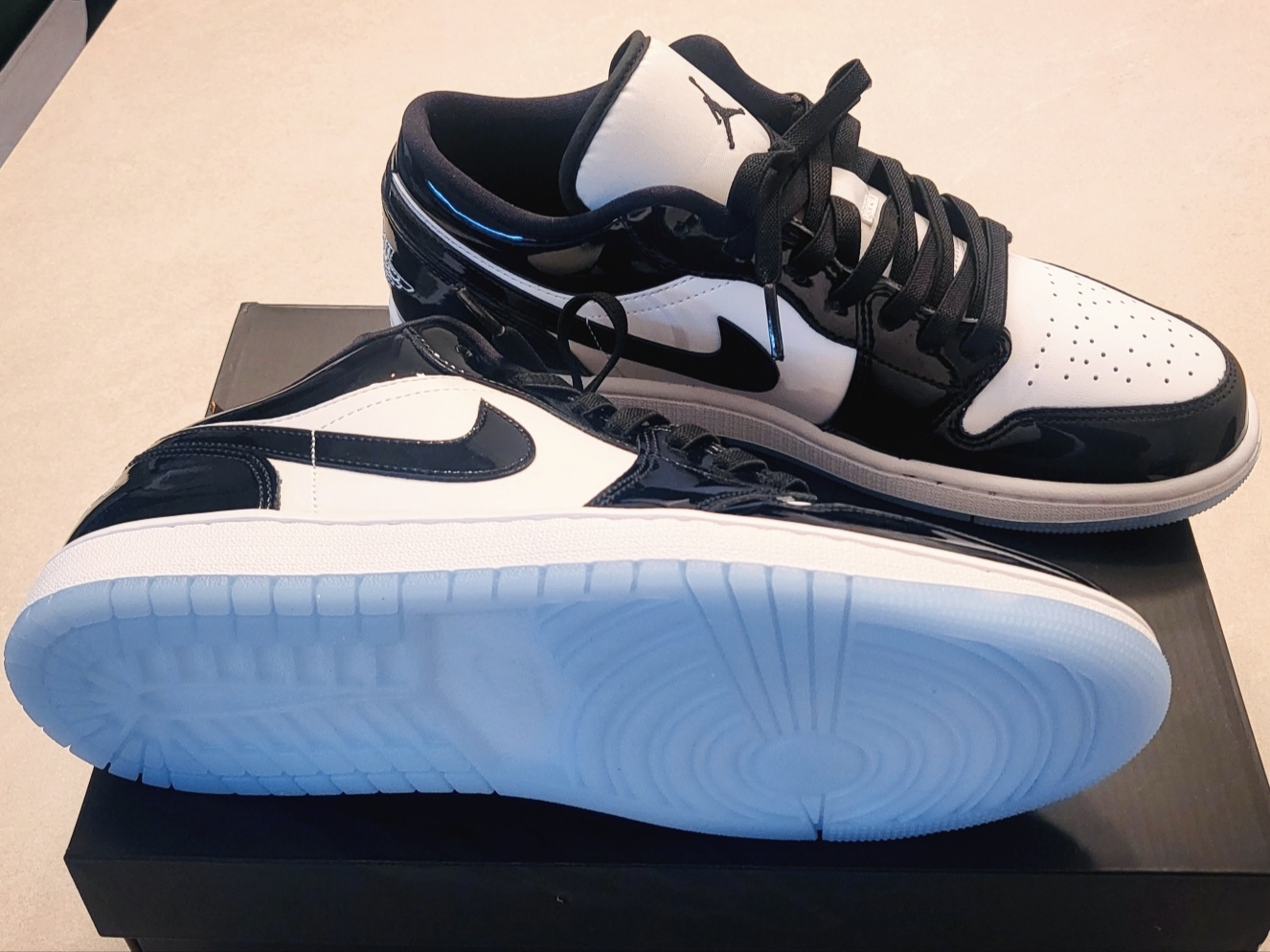 Jordan 1 Low SE Concord 착용 스타일 - 2