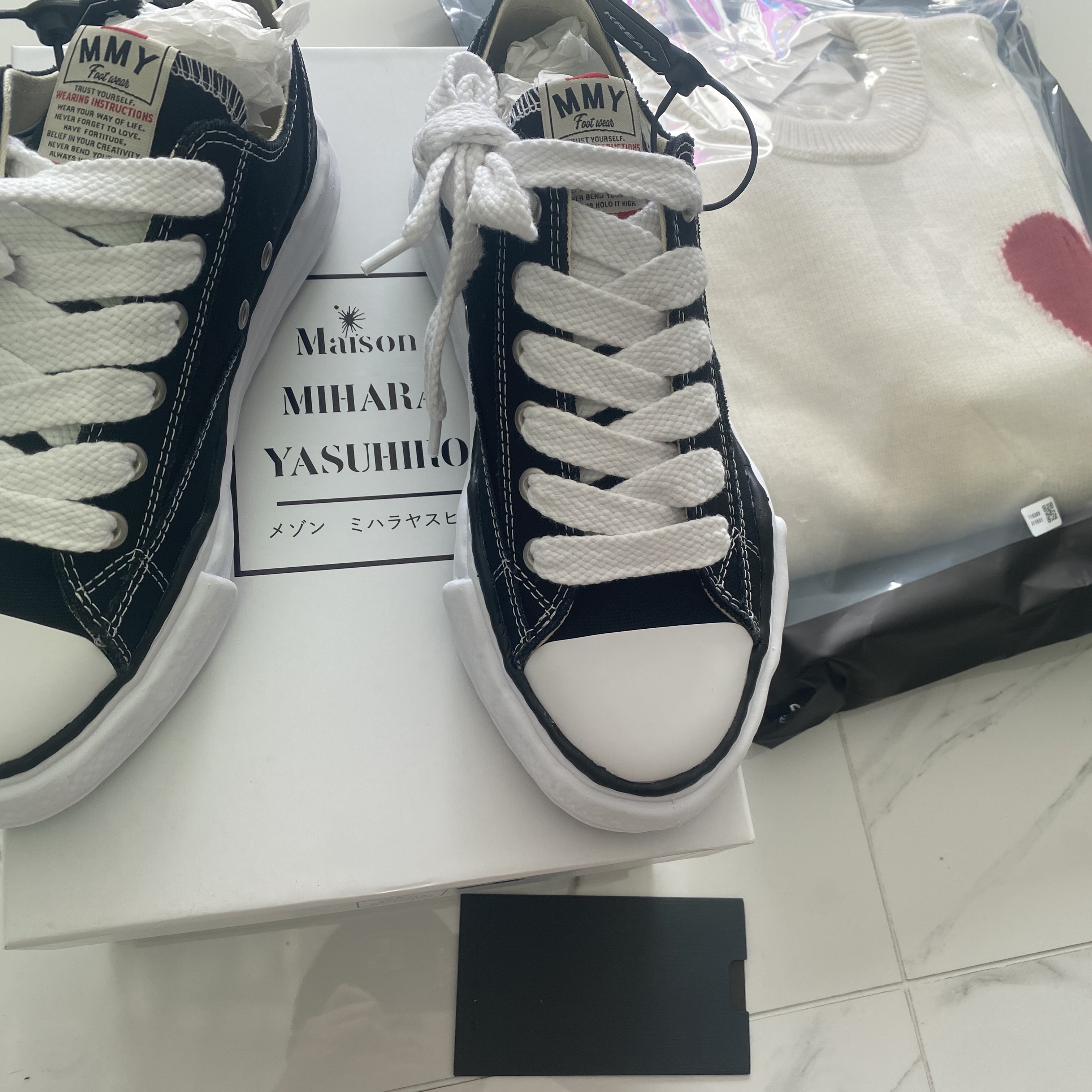 Maison Mihara Yasuhiro Peterson OG Sole Canvas Low Sneakers Black 착용 스타일