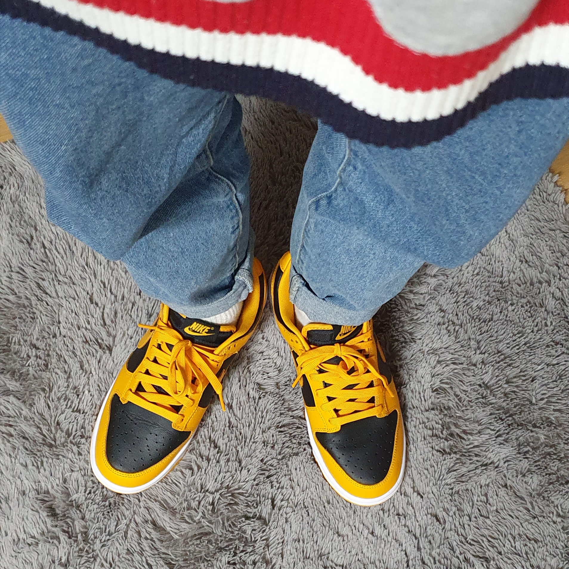 Nike Dunk Low Retro Championship Goldenrod, Nike NSW Faux Fur Tote Bag Black ์ฐฉ์ฉ ์คํ์ผ - 3