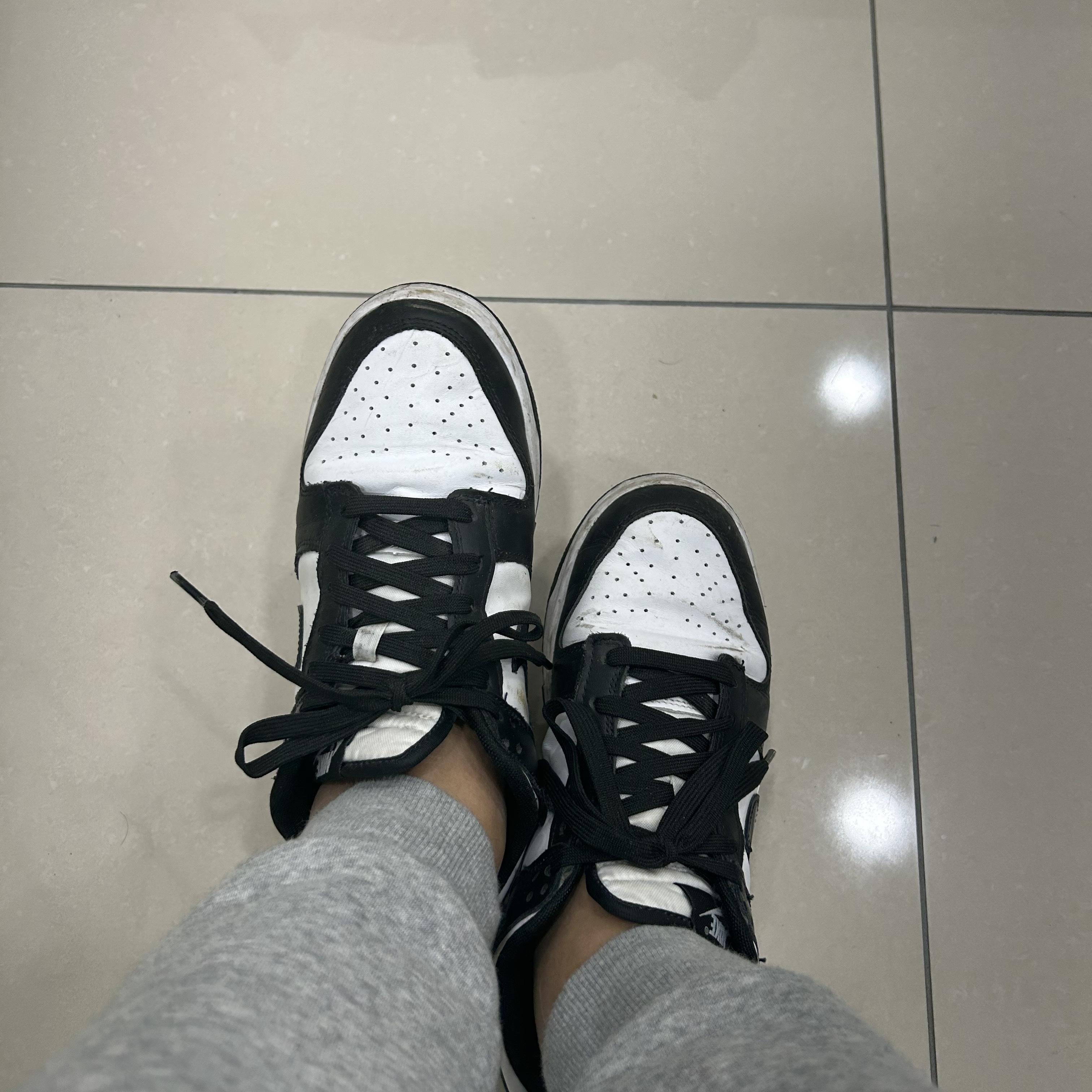 Nike Dunk Low Retro Black 착용 스타일