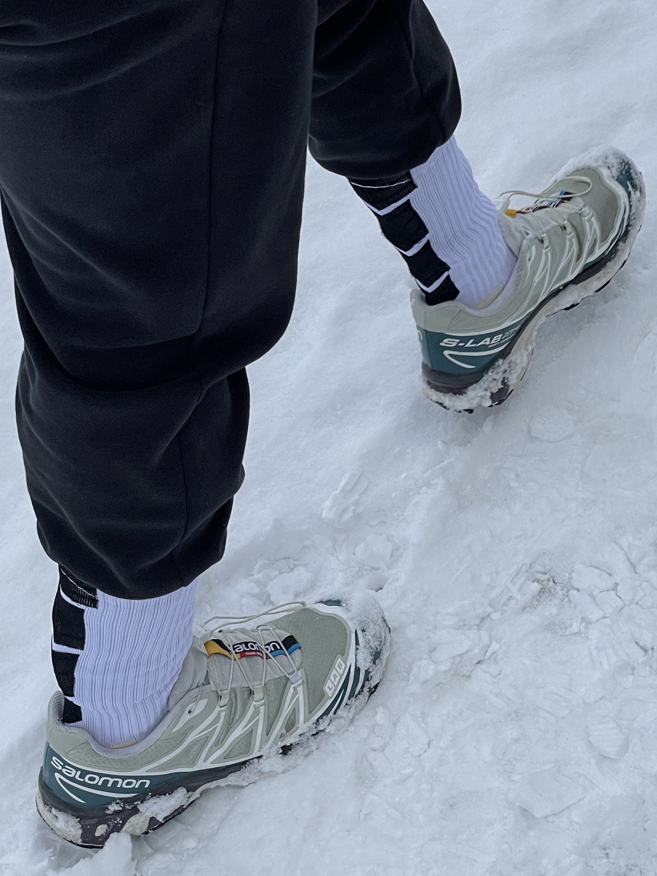 Salomon XT-6 ADV Mineral Gray 착용 스타일 - 5