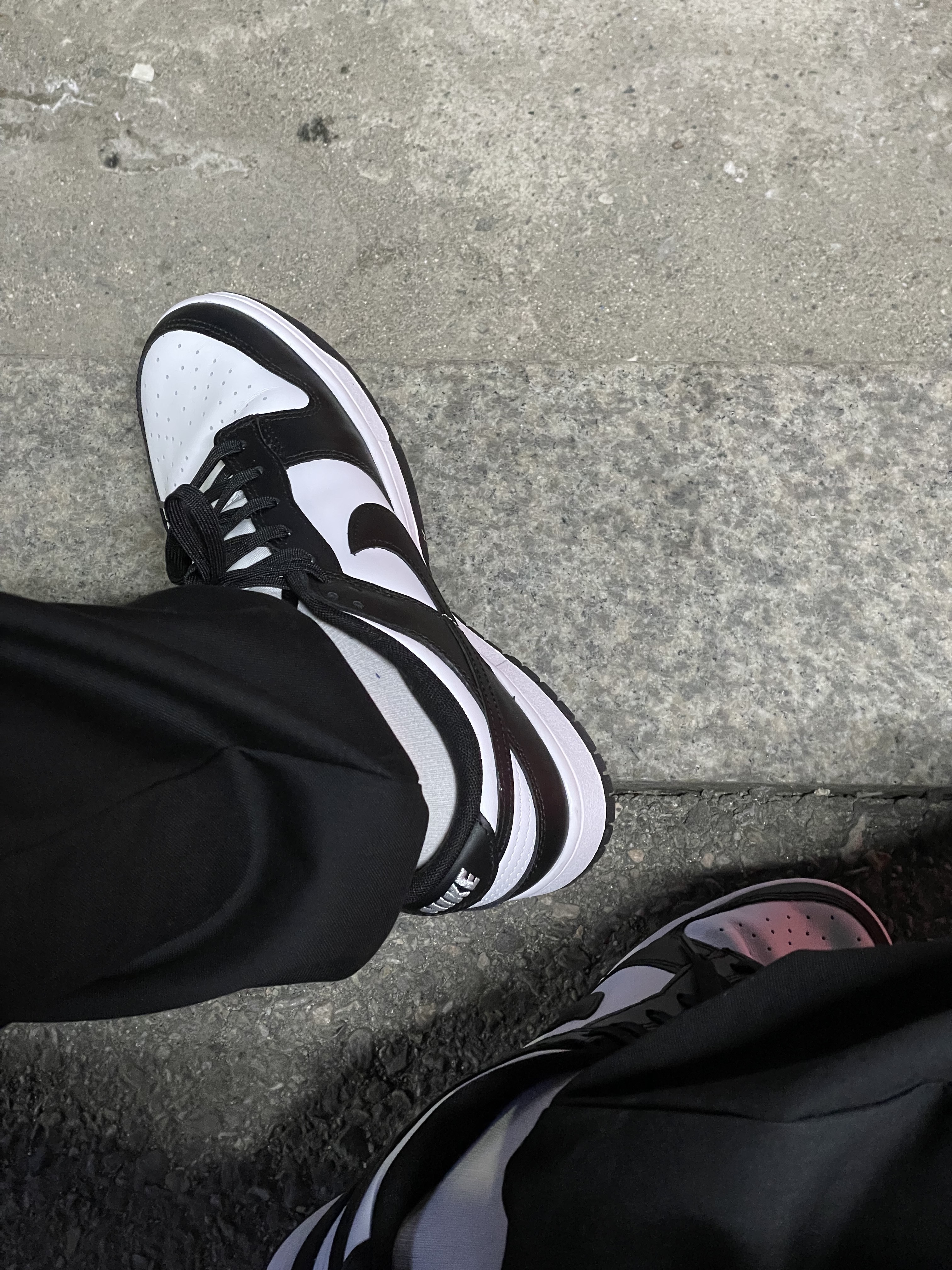Nike Dunk Low Retro Black 착용 스타일 - 2