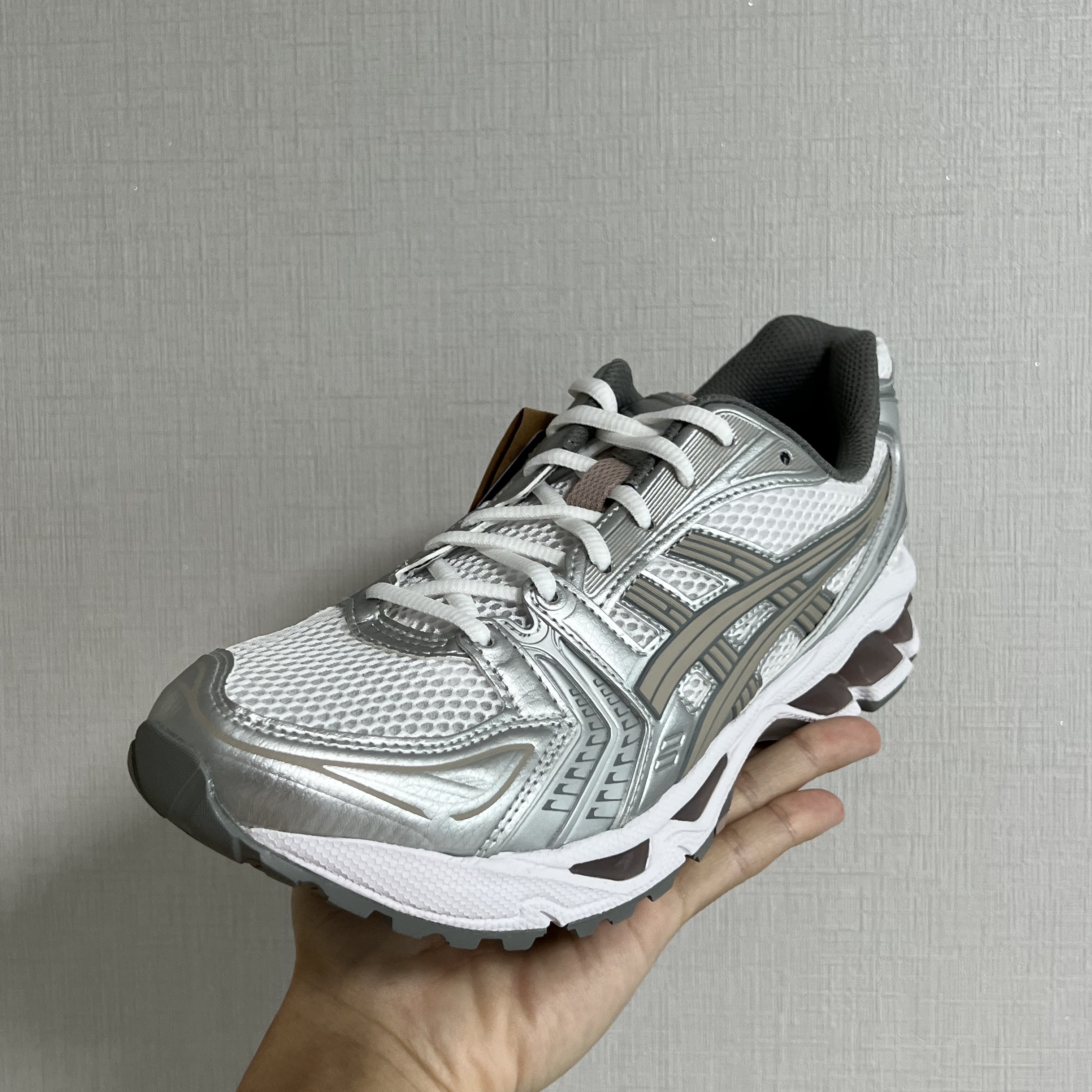 (W) Asics Gel-Kayano 14 White Moonrock 착용 스타일 - 3
