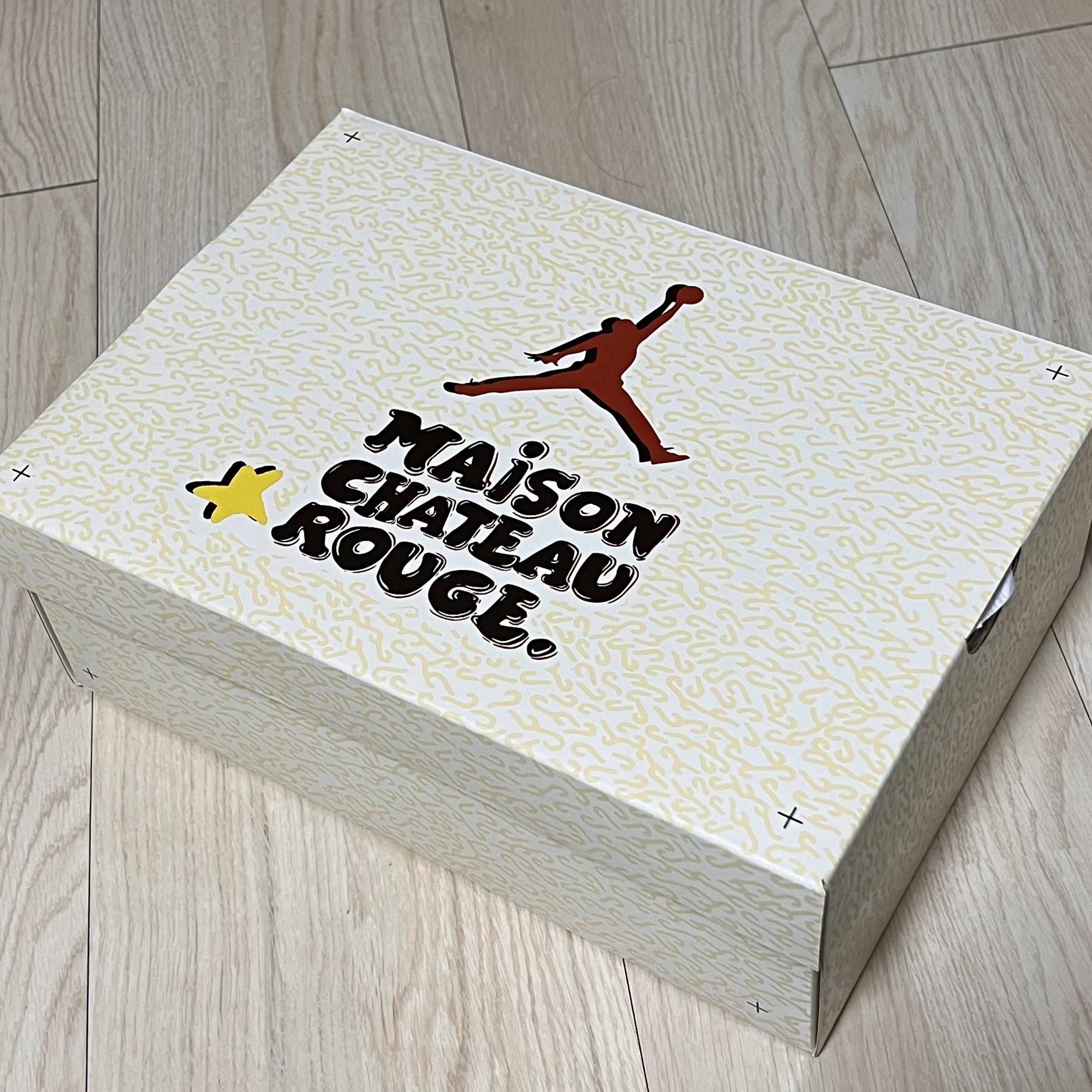Jordan Series x Maison Chateau Rouge Mid SP Sail 착용 스타일 - 3
