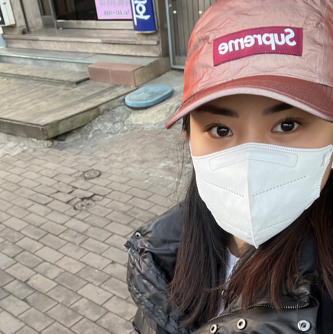 Supreme Reflective Mesh Camp Cap Brown - 22SS 착용 스타일