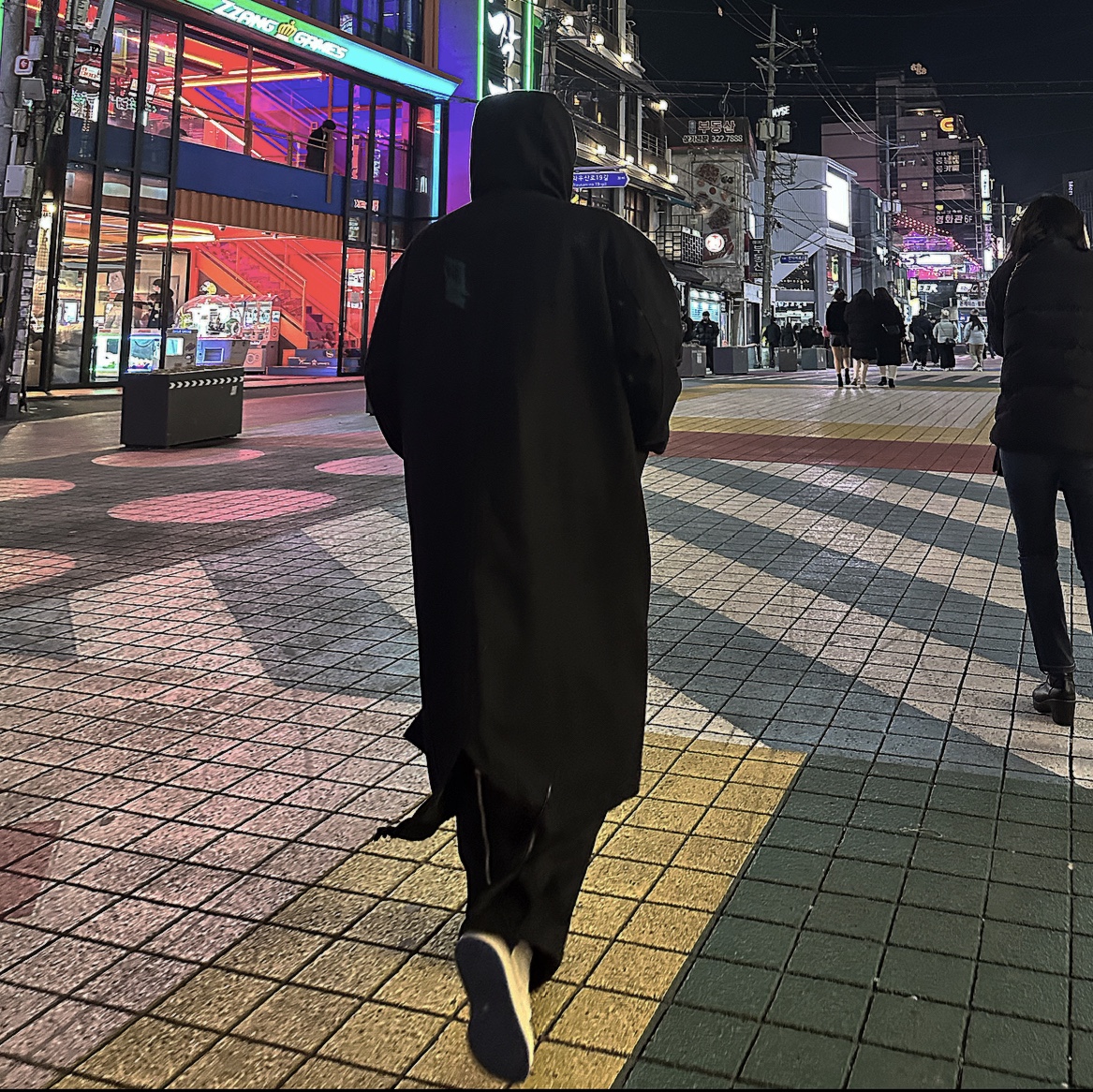Jordan 1 x Travis Scott x Fragment Retro Low OG SP Military Blue, Undermycar x Ohhyunseog Boltume.5 Hardware Cargo Pocket Wide Pants Turbo Black - 22FW 착용 스타일