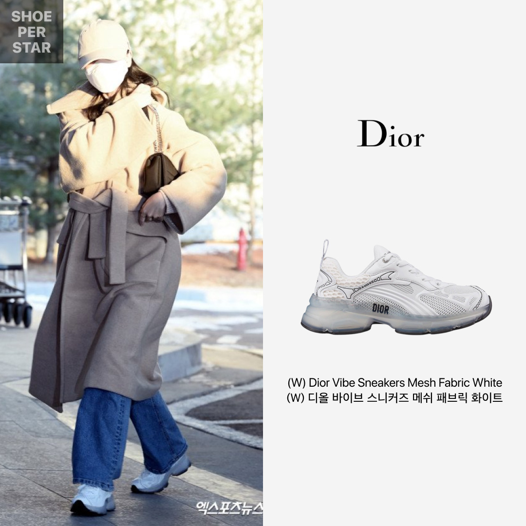 (W) Dior Vibe Sneakers Mesh Rubber Technical Fabric White 착용 스타일 - 1