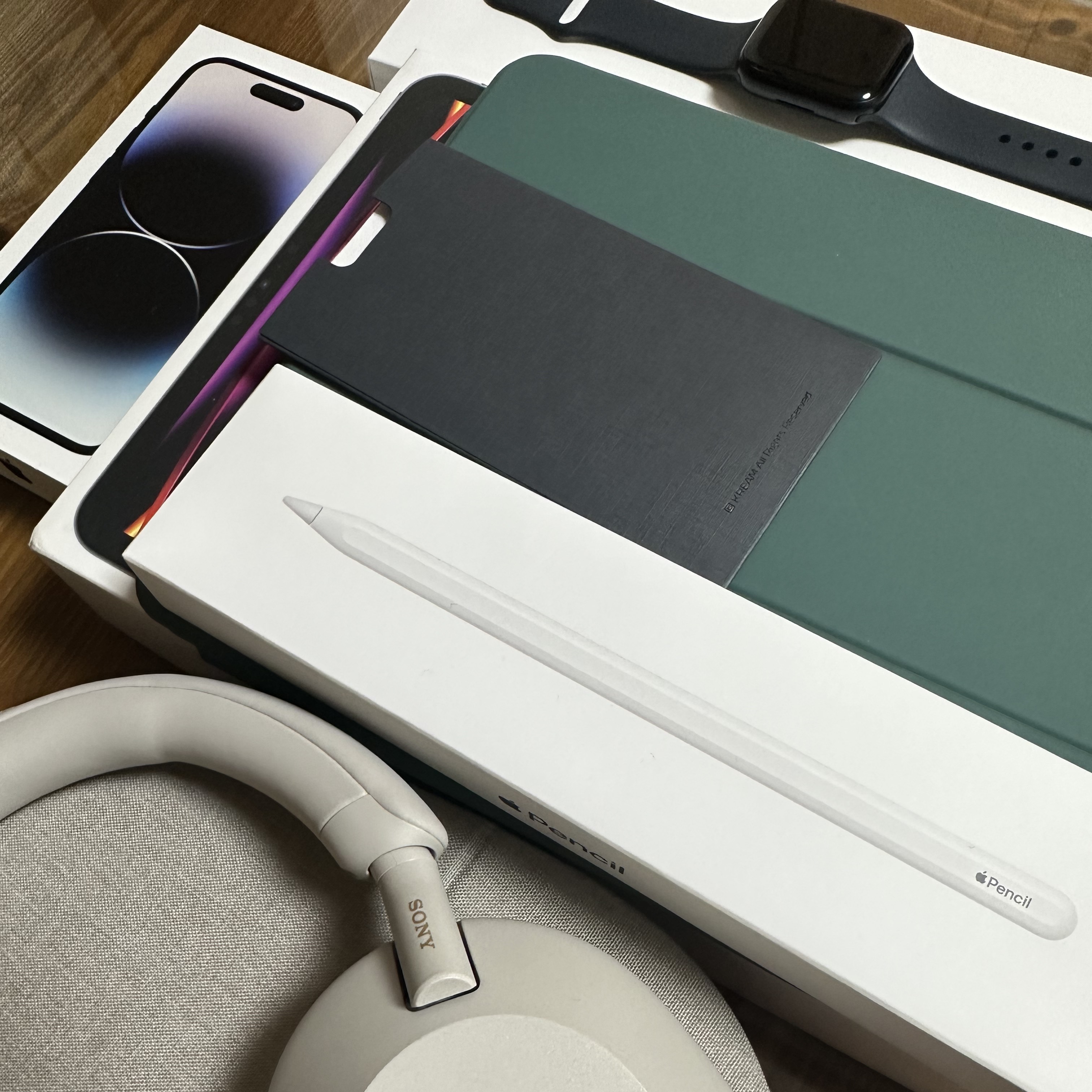 Apple Pencil 2nd Gen, Apple iPad Pro 4th Gen 11-inch Wifi 128GB Space Gray (Korean Ver.) 착용 스타일