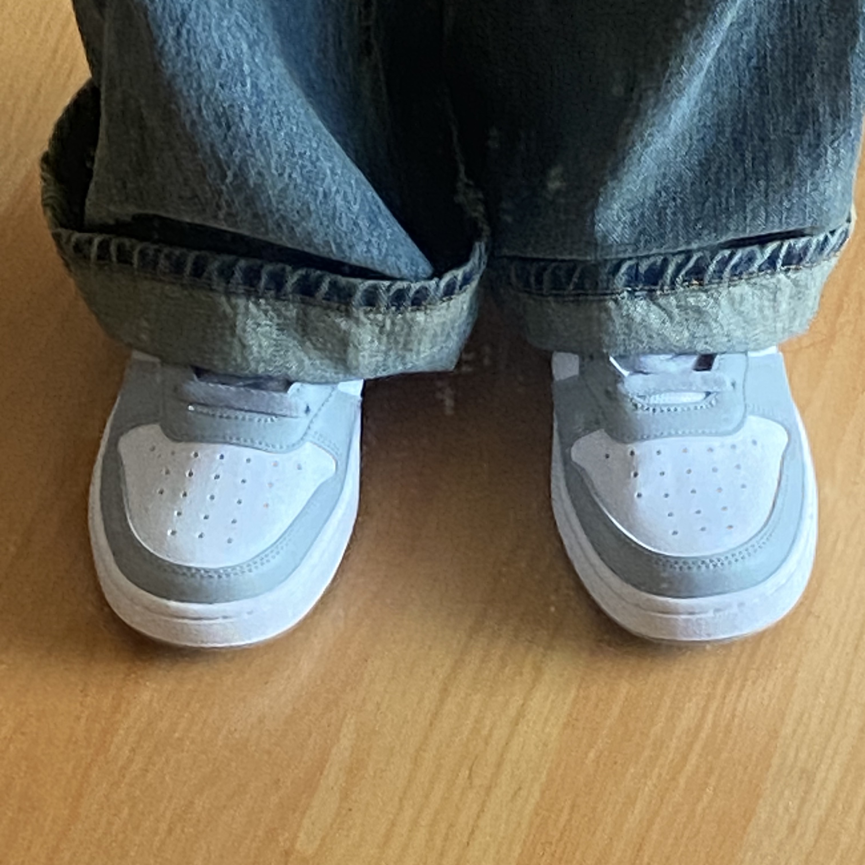 (GS) Nike Court Borough Low 2 Light Smoke Grey 착용 스타일 - 2