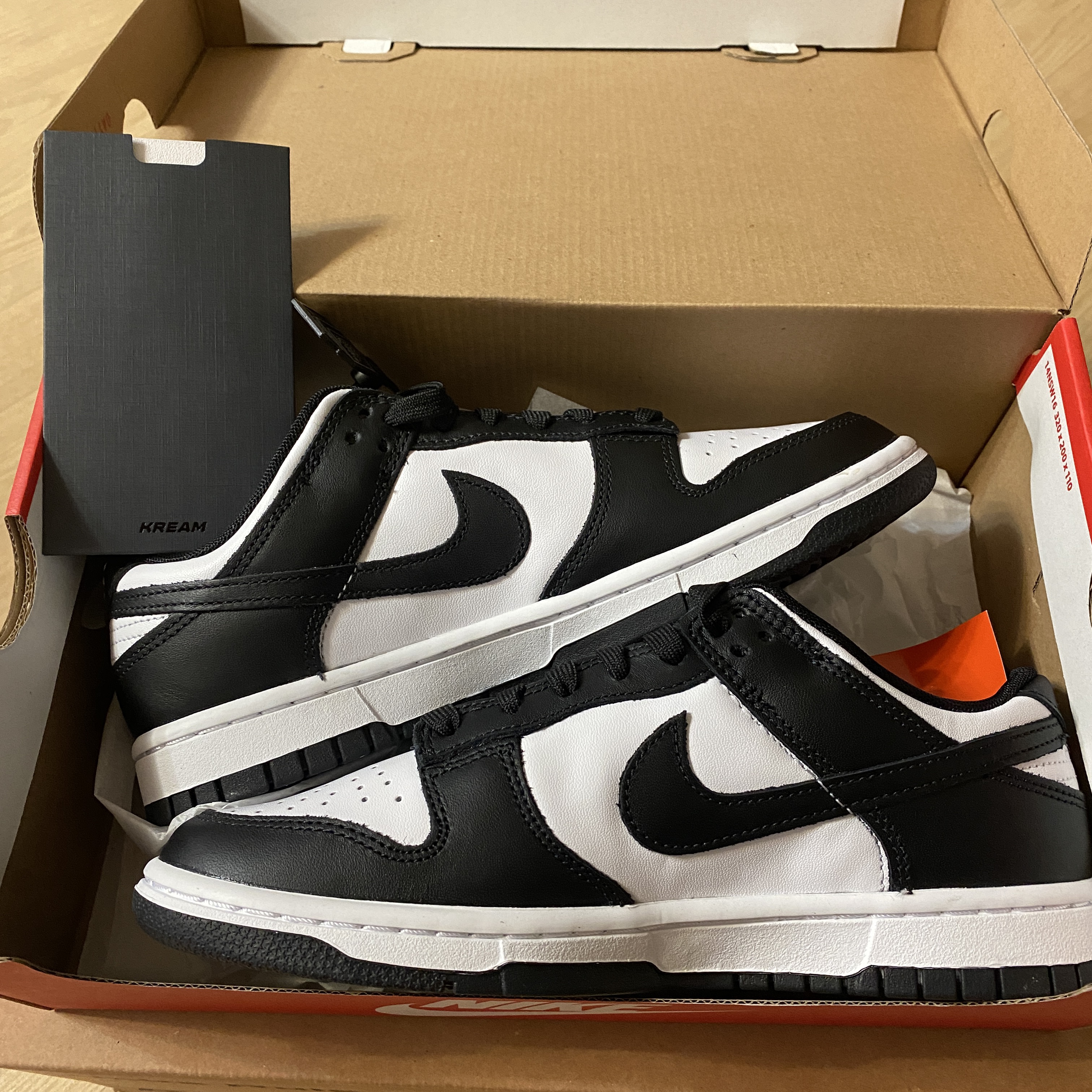 Nike Dunk Low Retro Black 착용 스타일 - 4