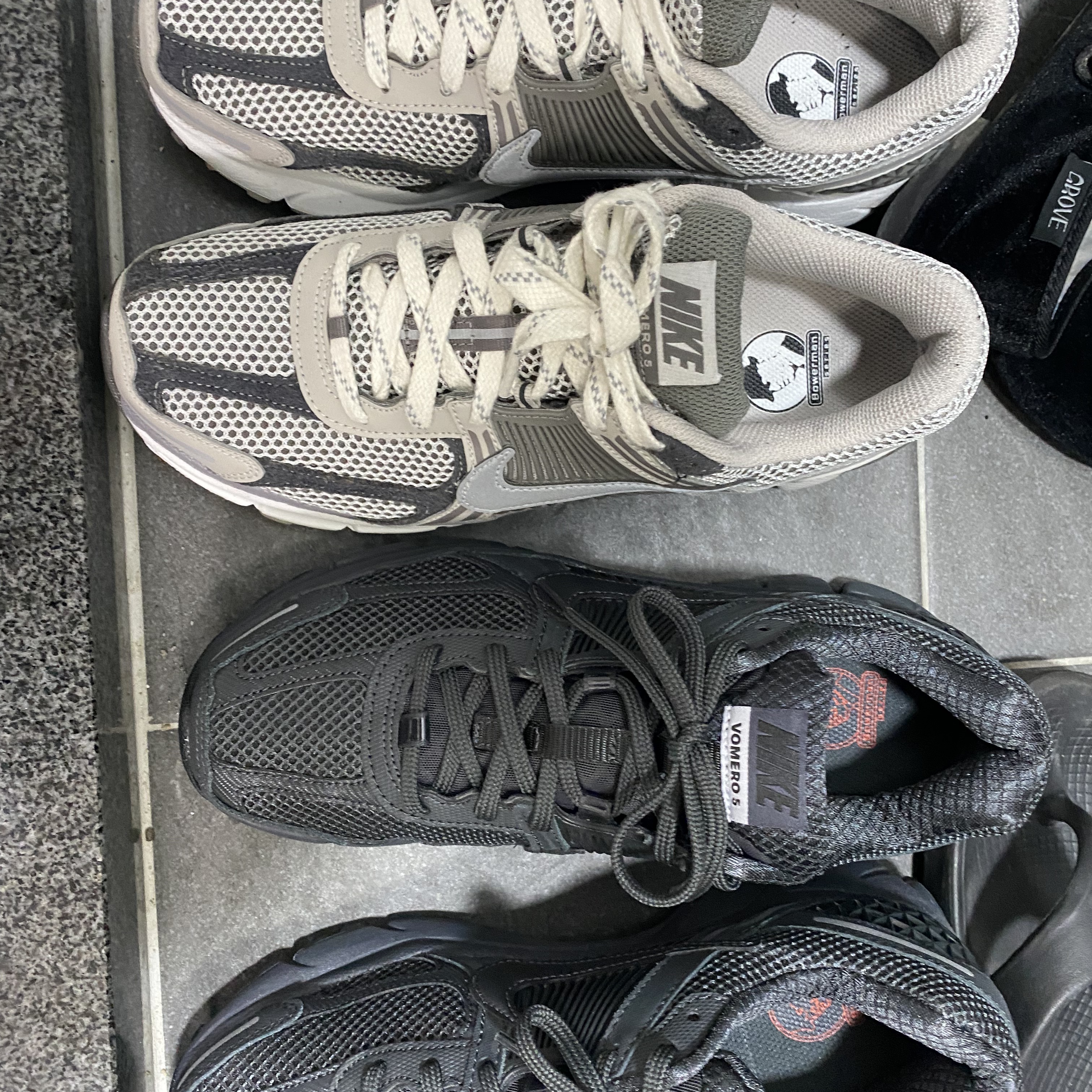 Nike Zoom Vomero 5 SP Anthracite 2023 착용 스타일