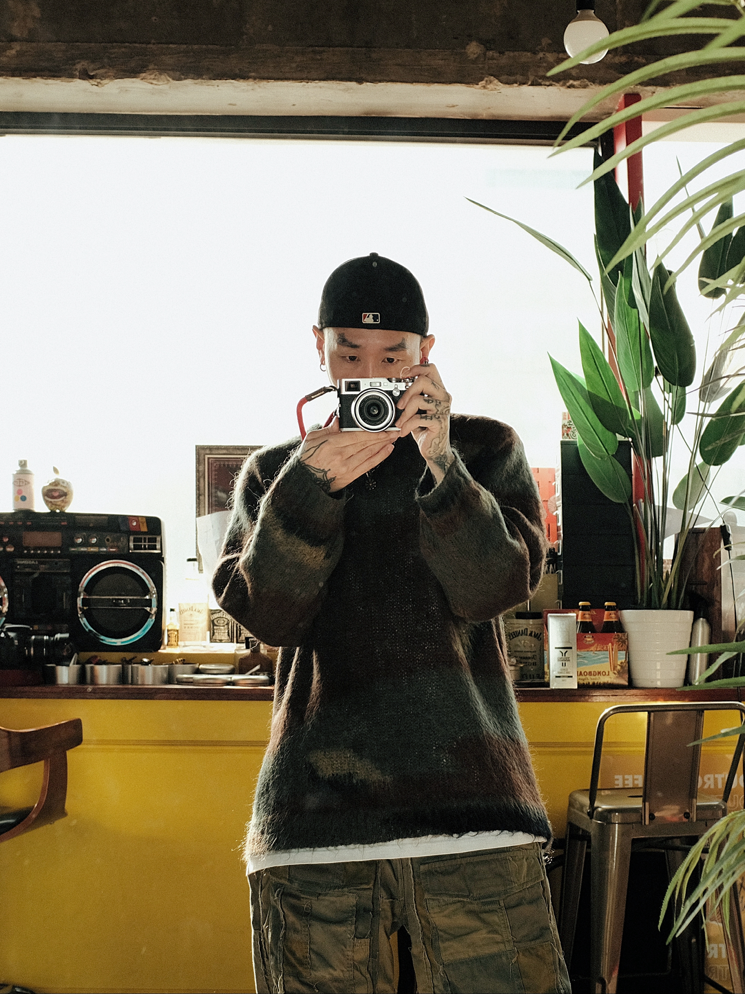 Supreme x Comme des Garcons Junya Watanabe Man Brushed Camo Sweater Olive - 21FW, Supreme x Comme des Garcons Junya Watanabe Man Patchwork Cargo Pants Olive - 21FW 착용 스타일 - 5