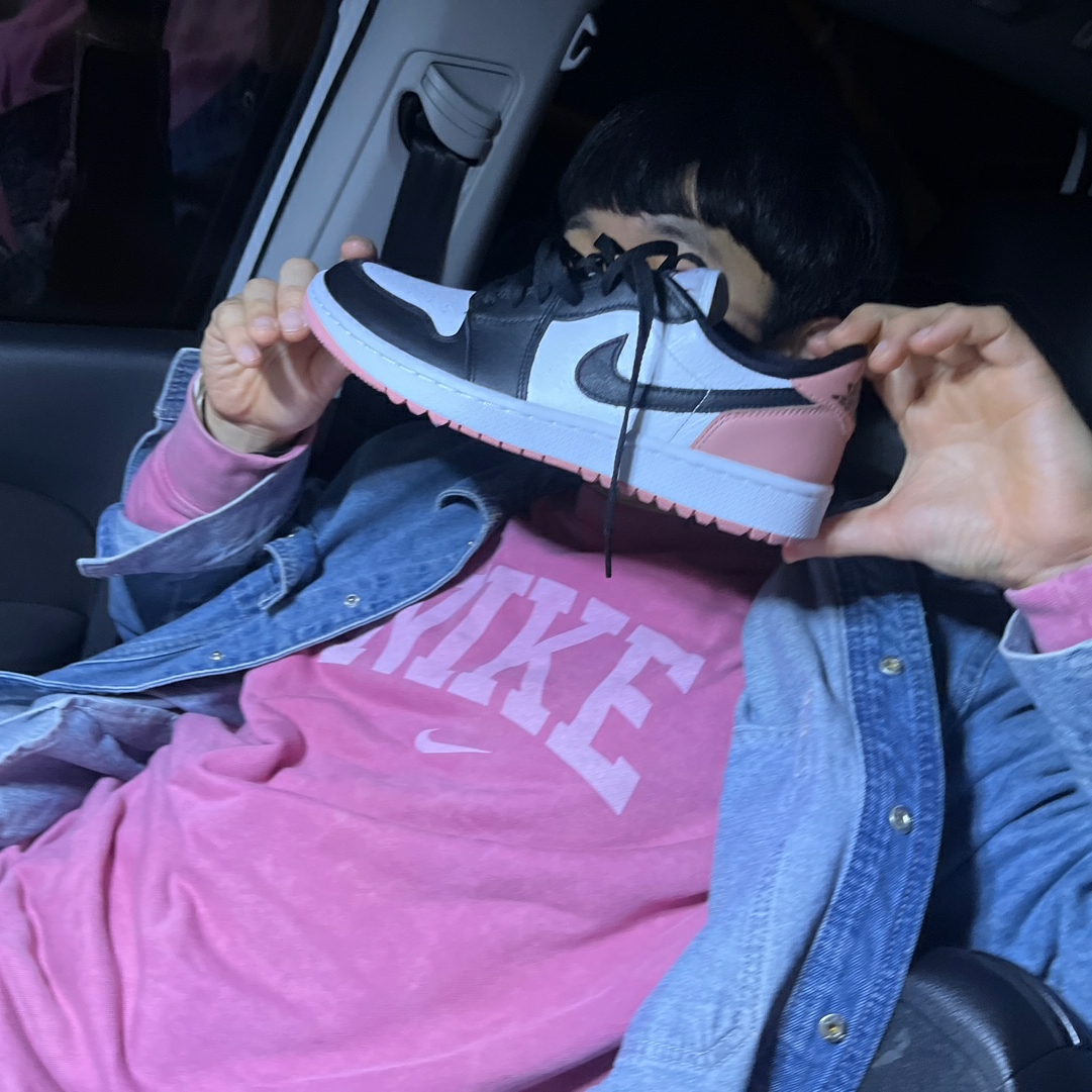 Jordan 1 Low Golf Rust Pink 착용 스타일